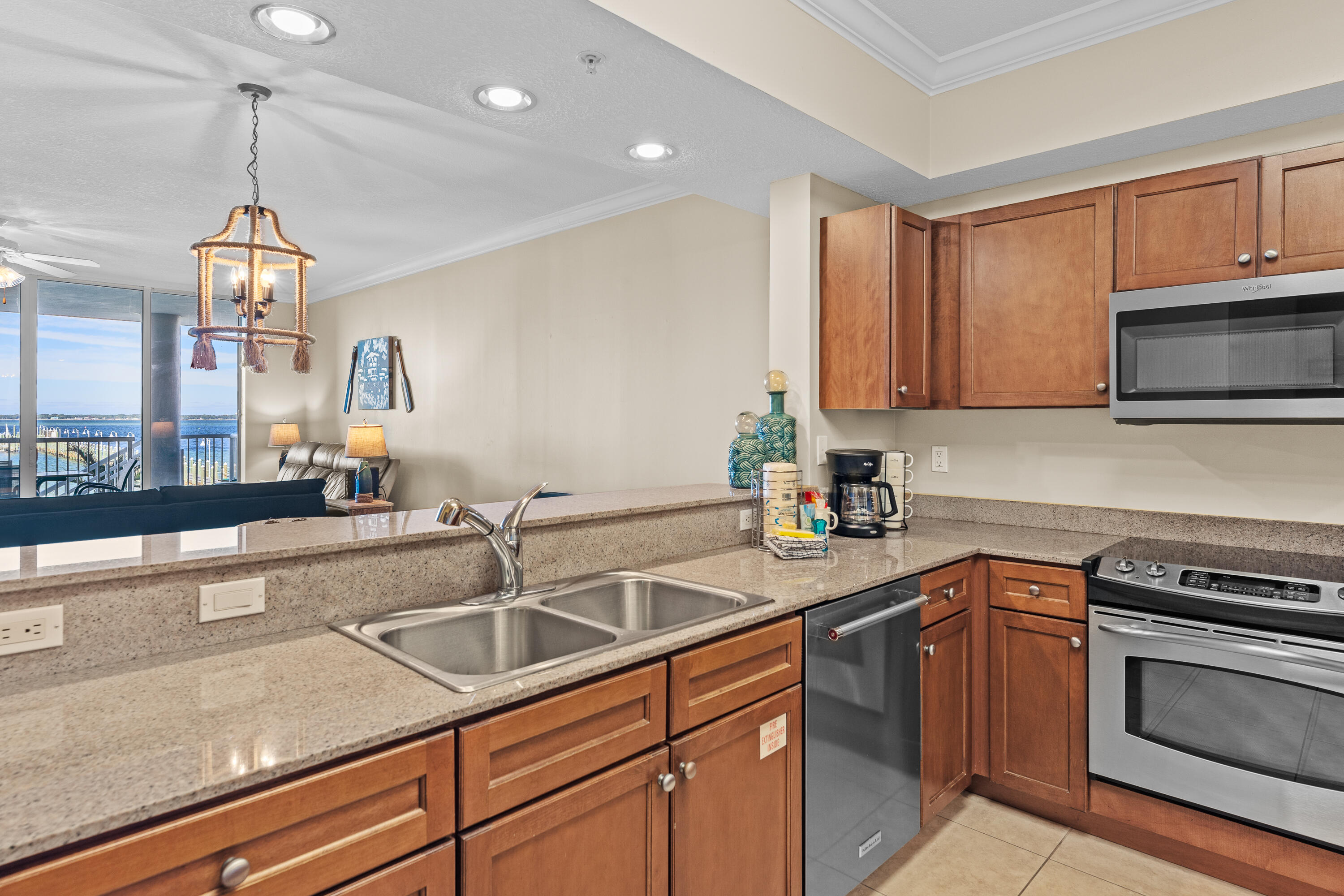 1328 SE Miracle Strip Parkway Fort Walton Beach FL 32548