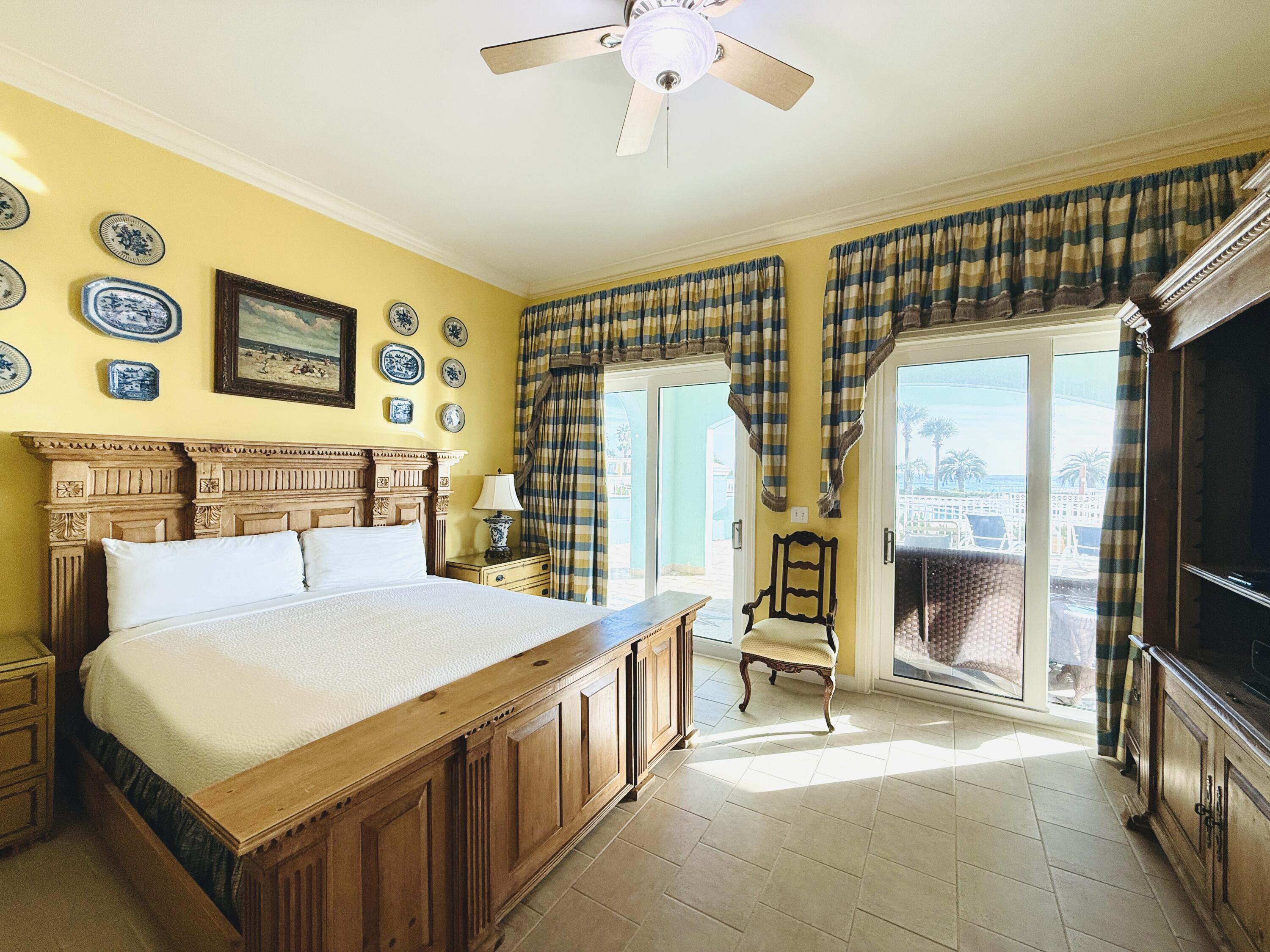 7505 Thomas Drive Panama City Beach FL 32408
