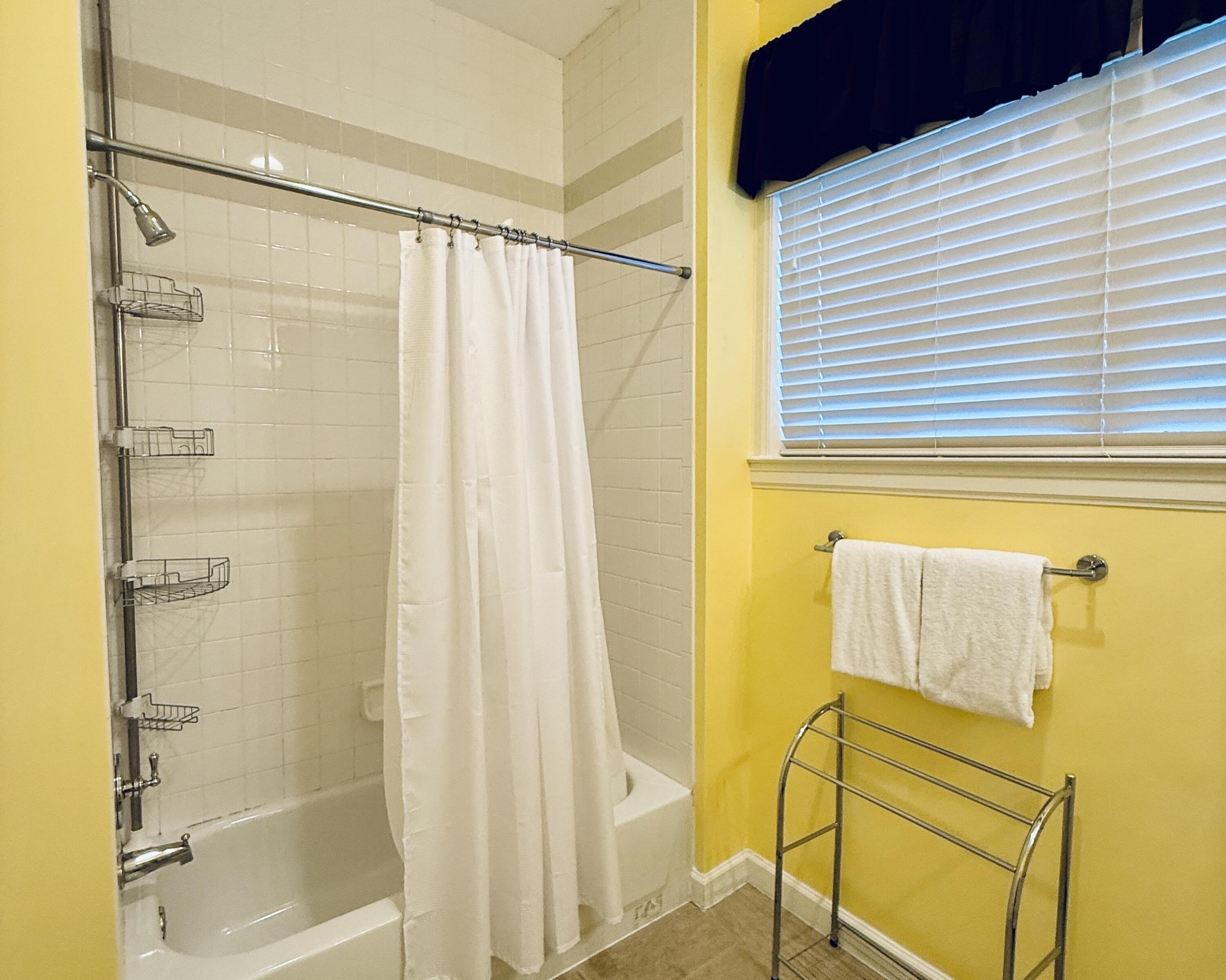 7505 Thomas Drive Panama City Beach FL 32408