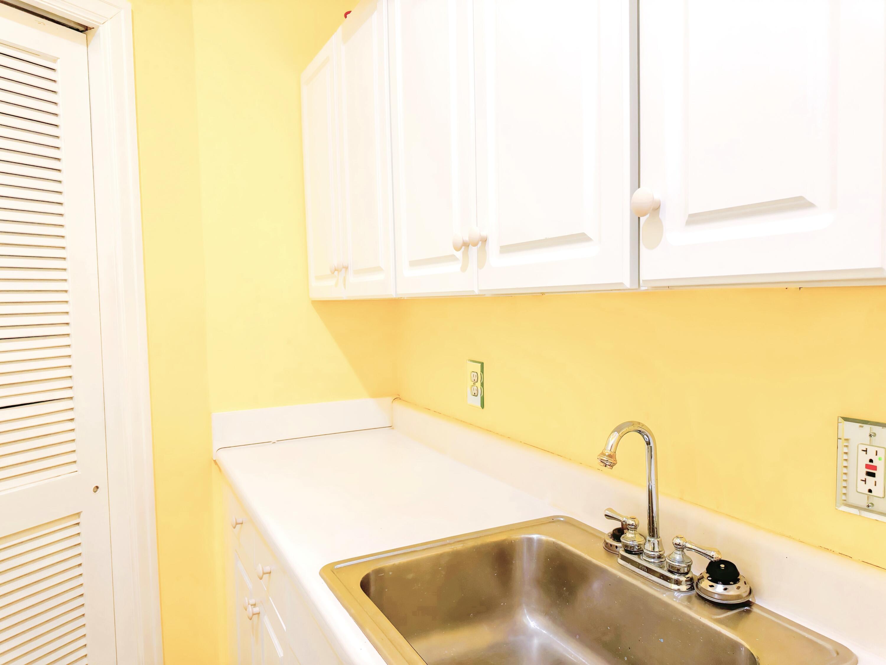 7505 Thomas Drive Panama City Beach FL 32408