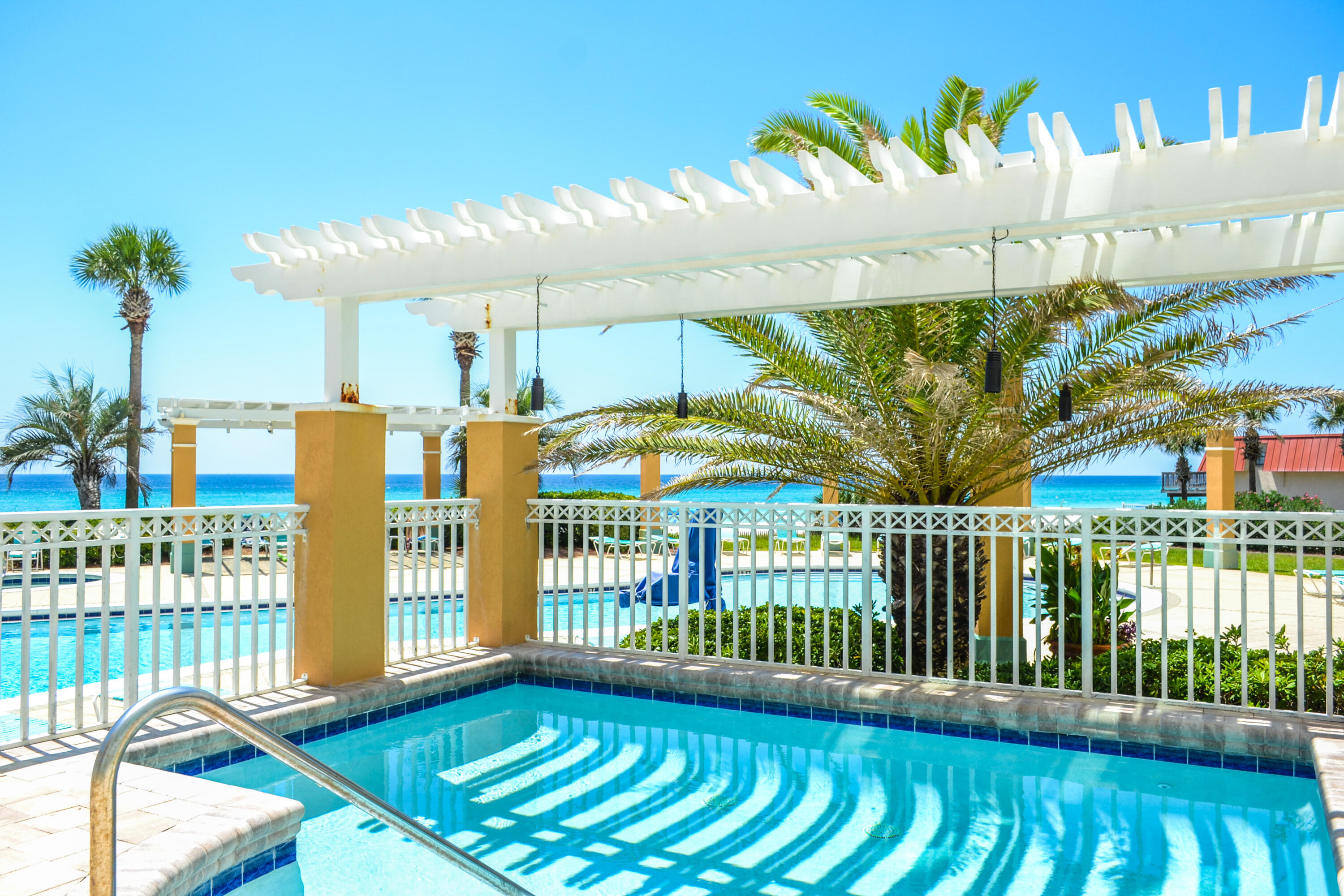 7505 Thomas Drive Panama City Beach FL 32408