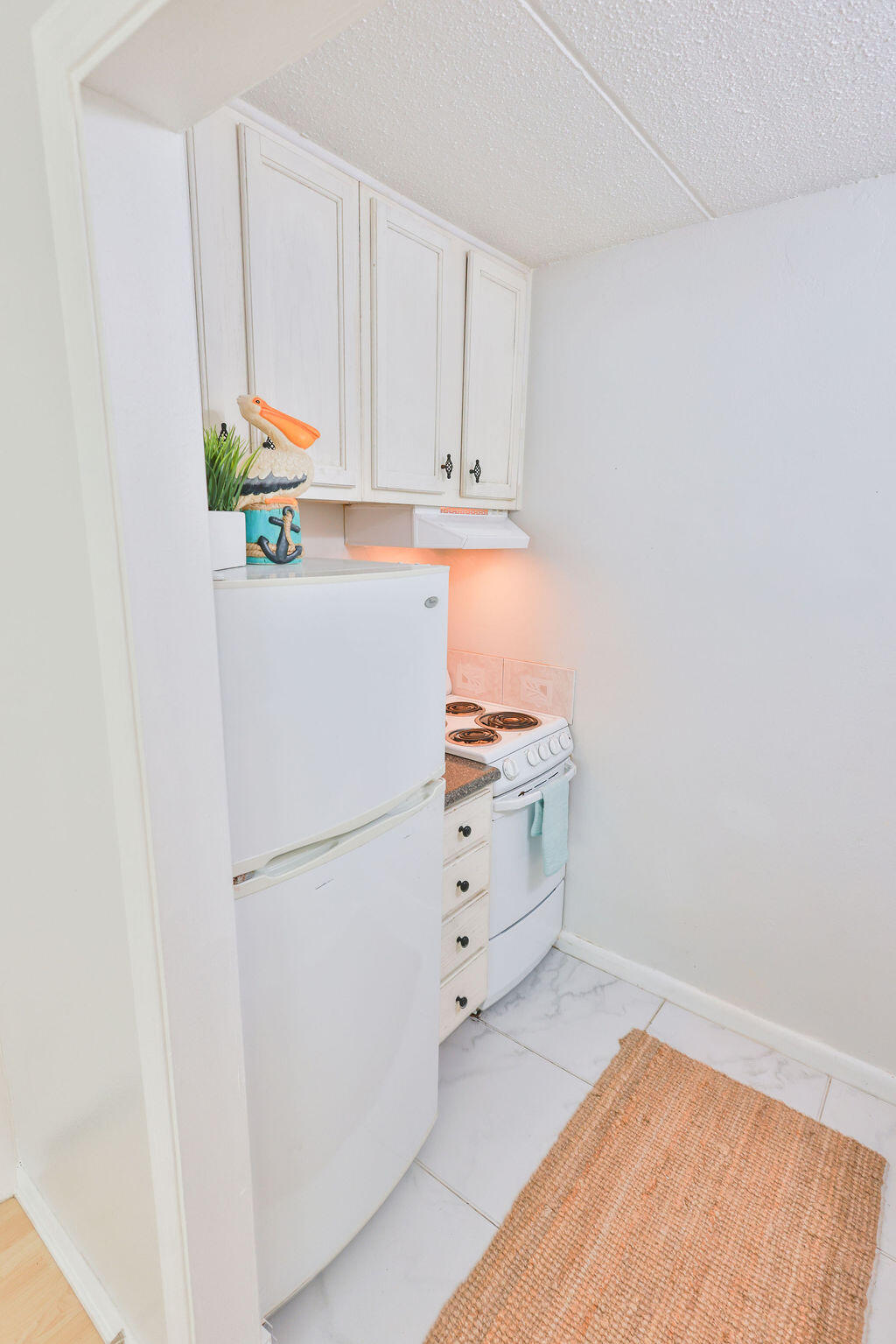 209 W Miracle Strip Parkway Mary Esther FL 32569