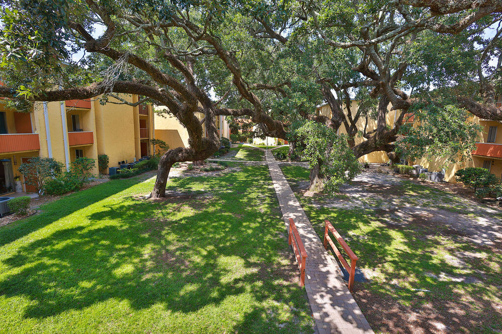 209 W Miracle Strip Parkway Mary Esther FL 32569