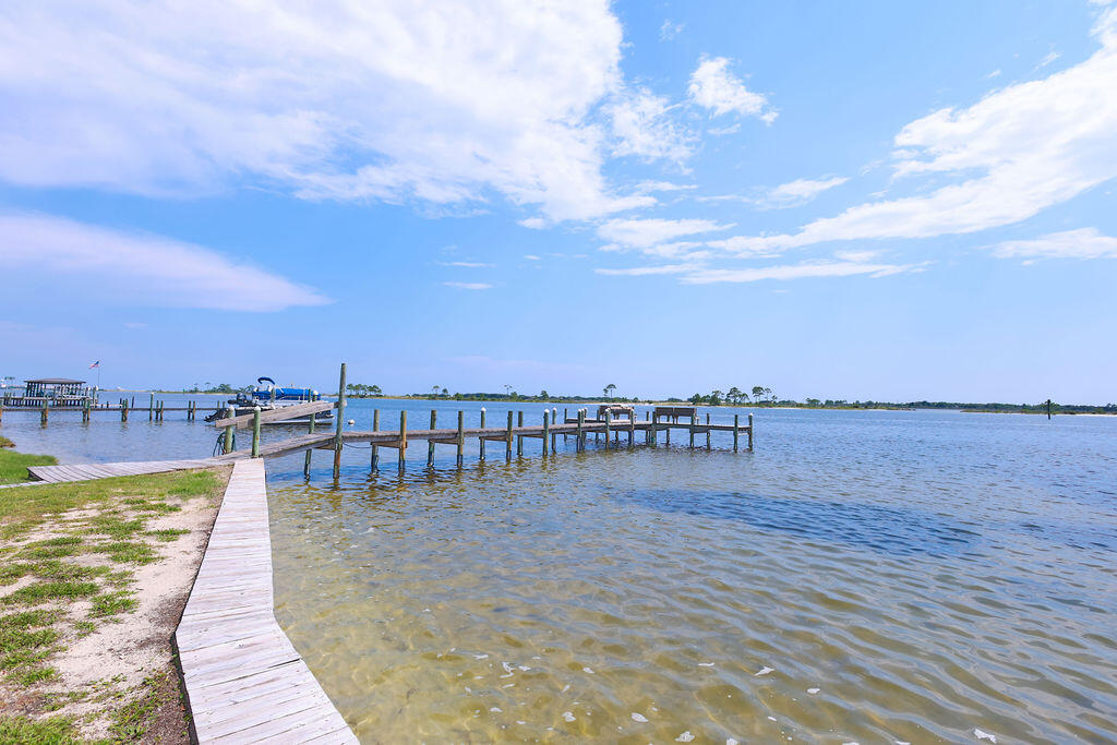 209 W Miracle Strip Parkway Mary Esther FL 32569