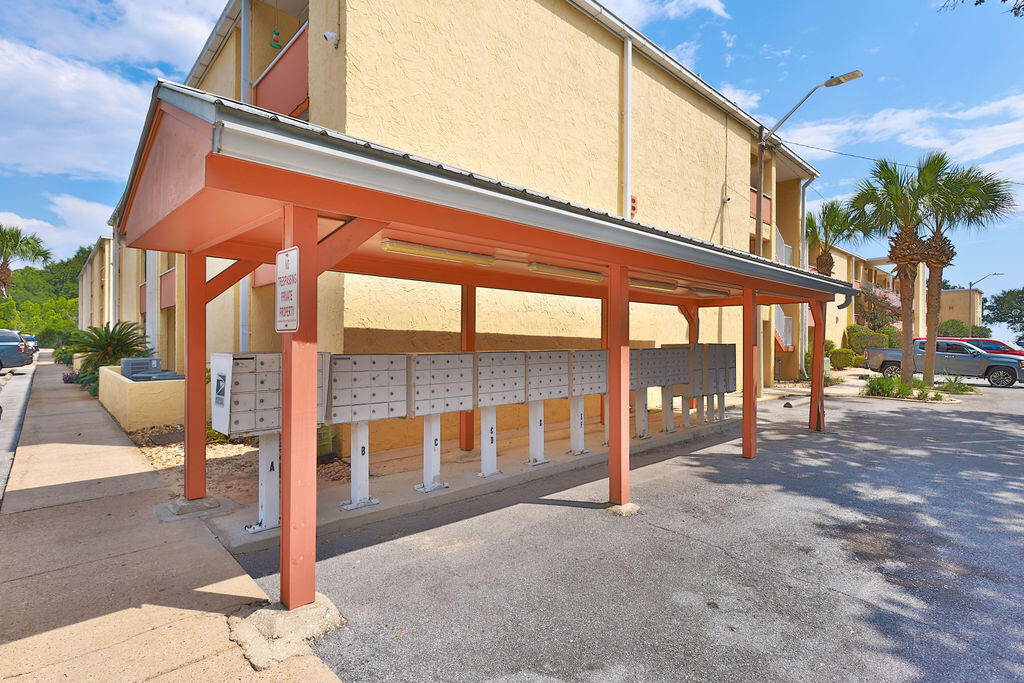 209 W Miracle Strip Parkway Mary Esther FL 32569