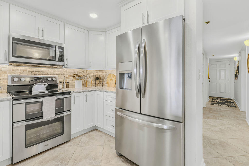 1365 W Highway 98 Mary Esther FL 32569