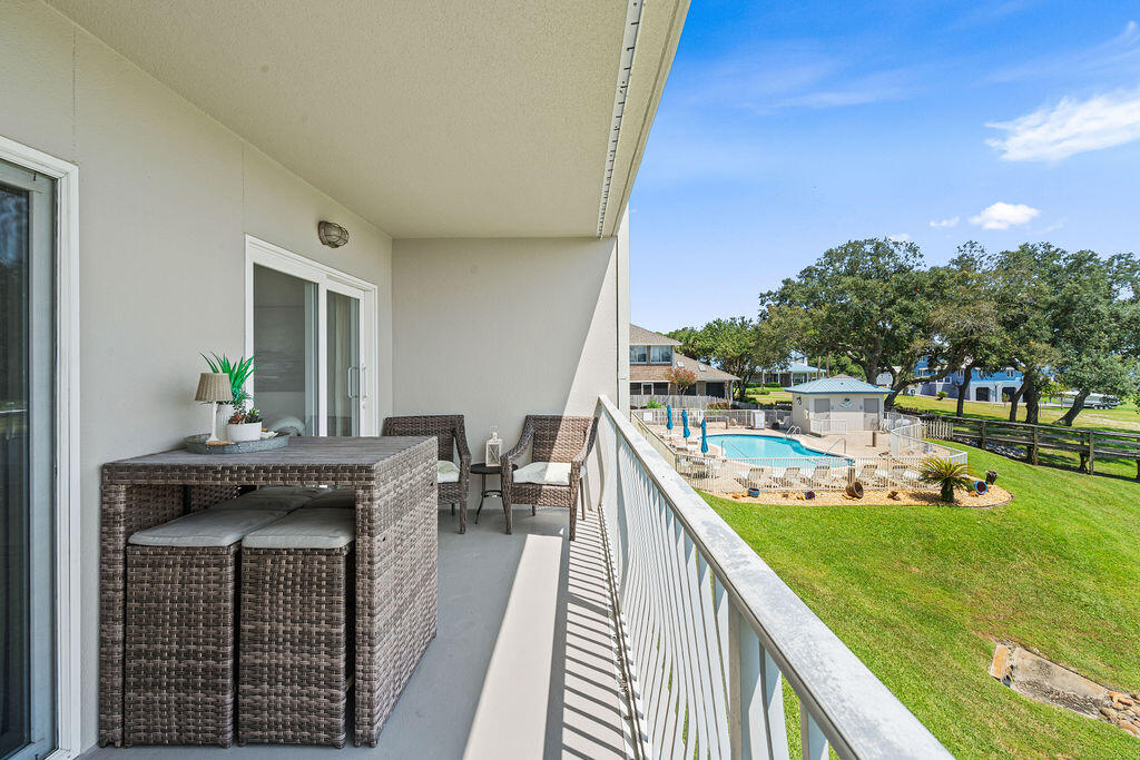 1365 W Highway 98 Mary Esther FL 32569