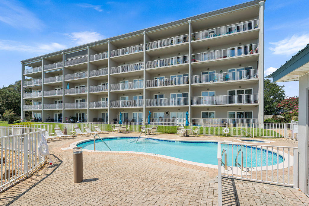 1365 W Highway 98 Mary Esther FL 32569