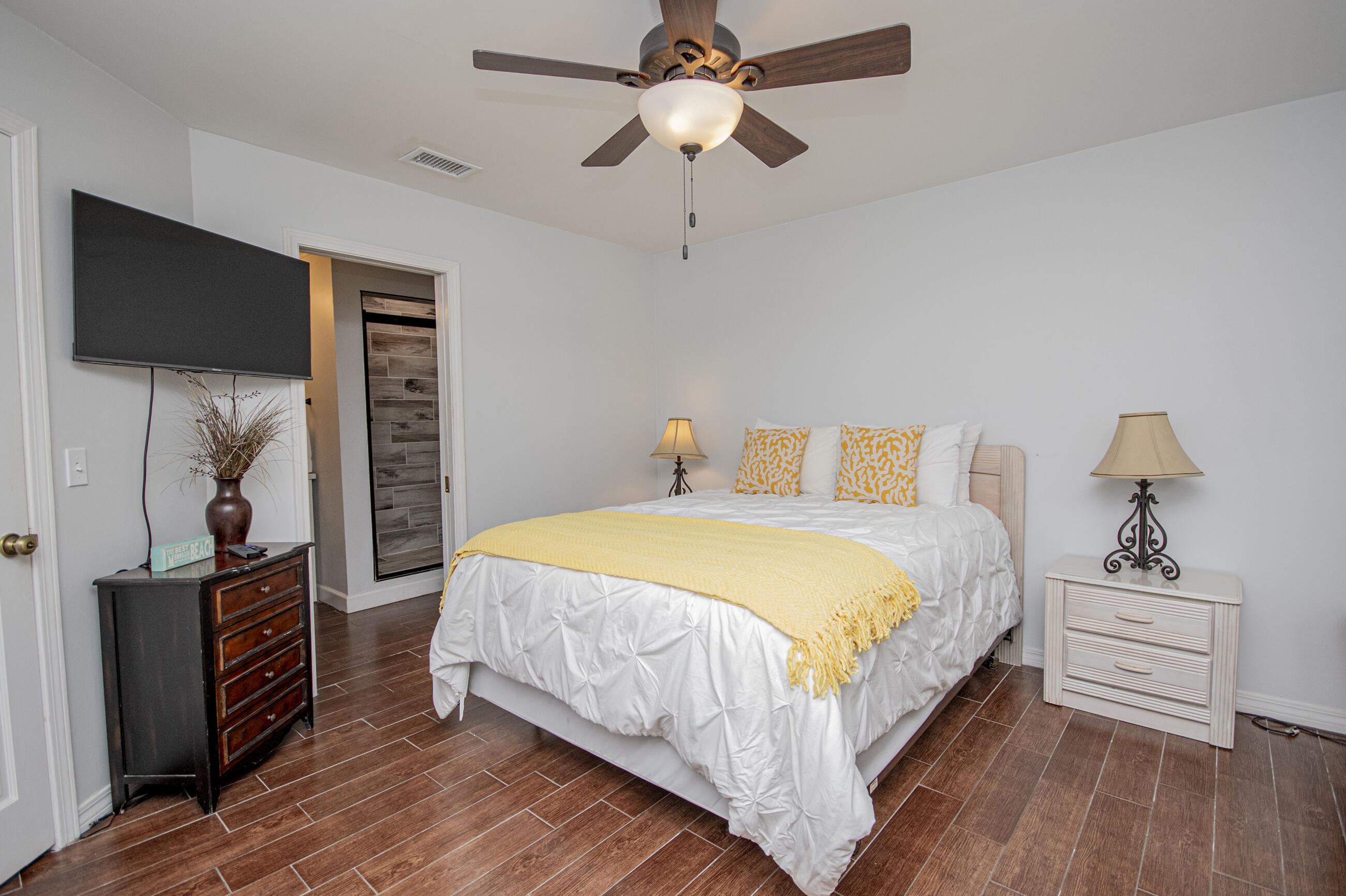 8730 Thomas Drive Panama City Beach FL 32408