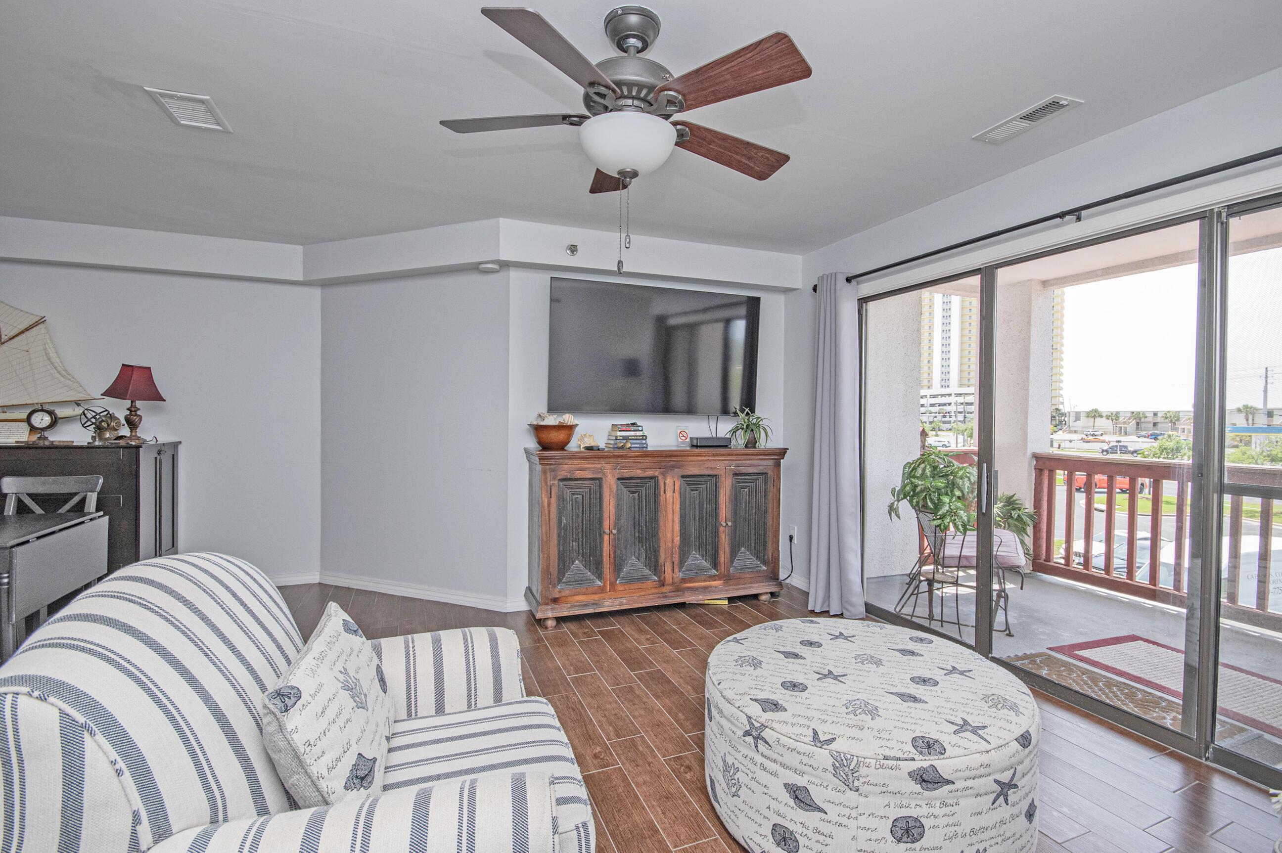 8730 Thomas Drive Panama City Beach FL 32408