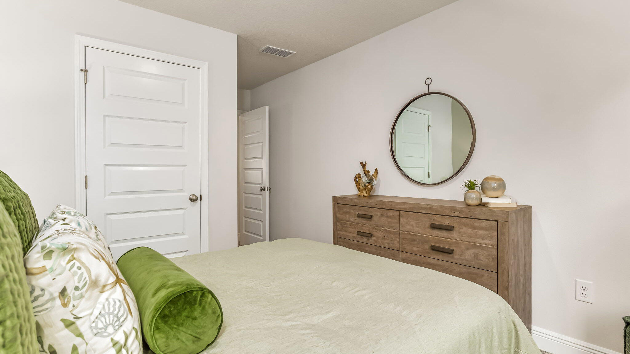 69 Hatten Court Mary Esther FL 32569