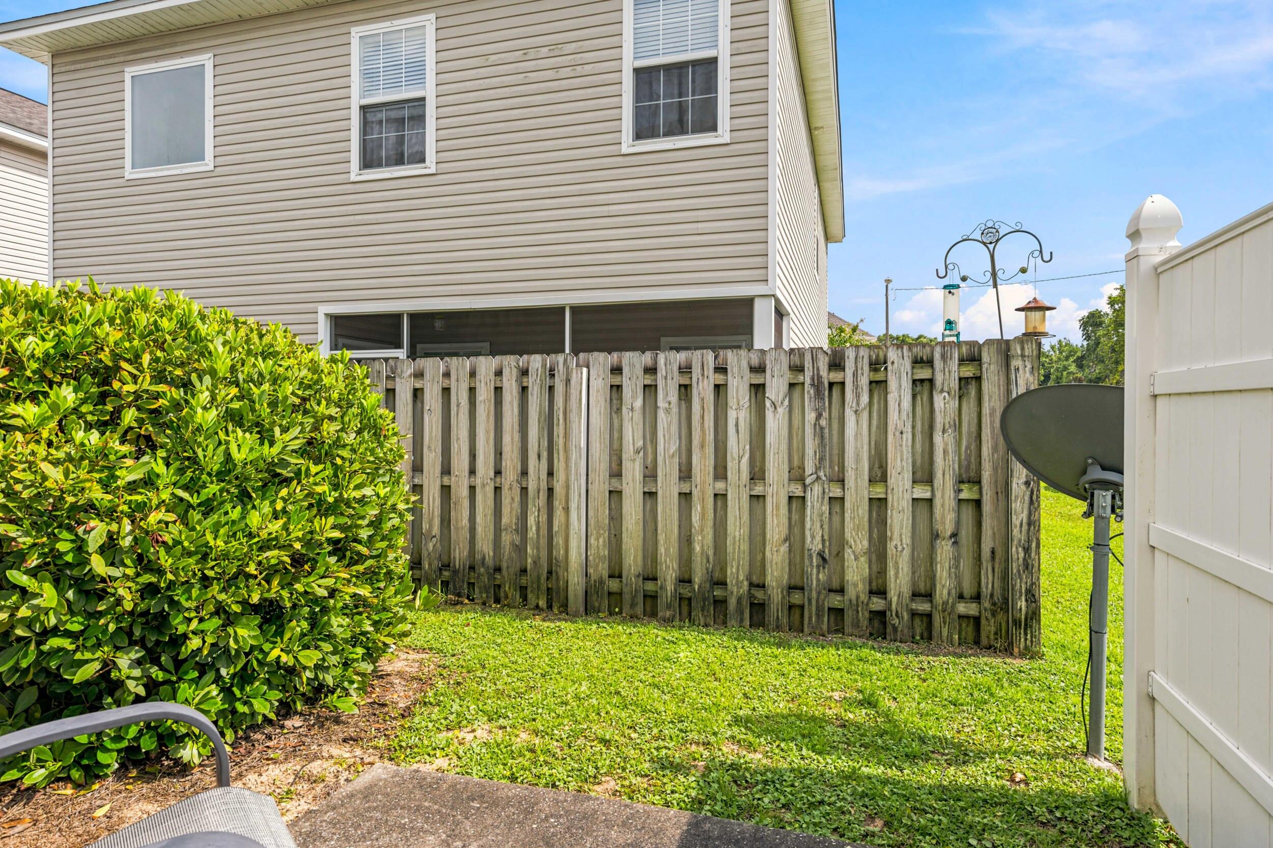 100 Farrah Avenue Niceville FL 32578