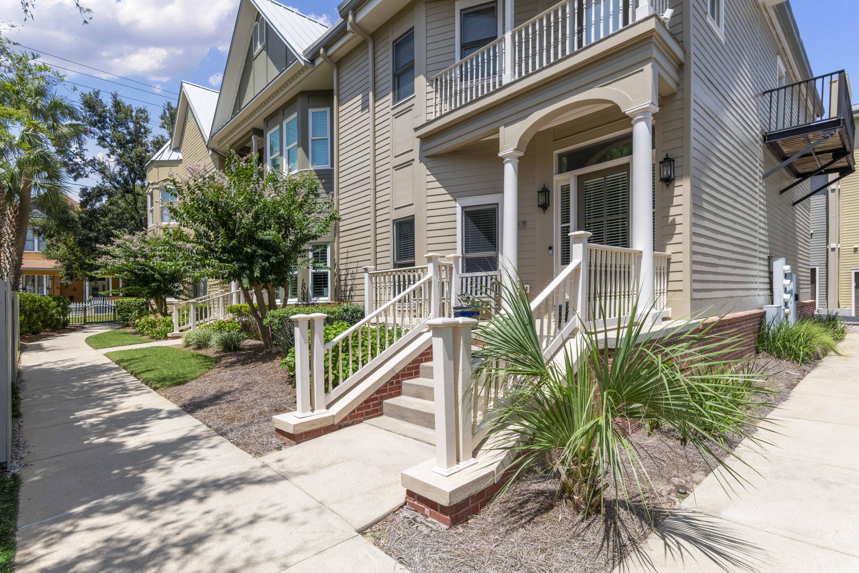 207 W Jackson Street Pensacola FL 32501