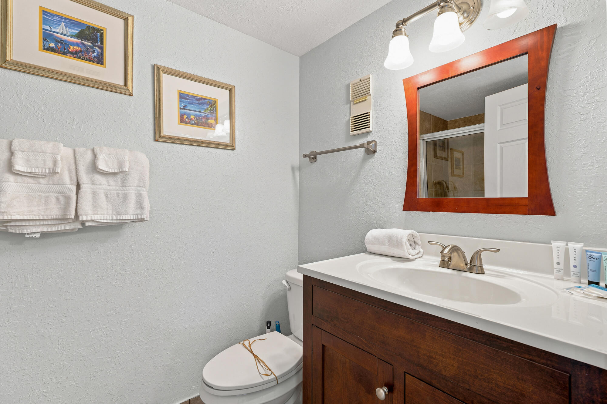 6213 Thomas Drive Panama City Beach FL 32408