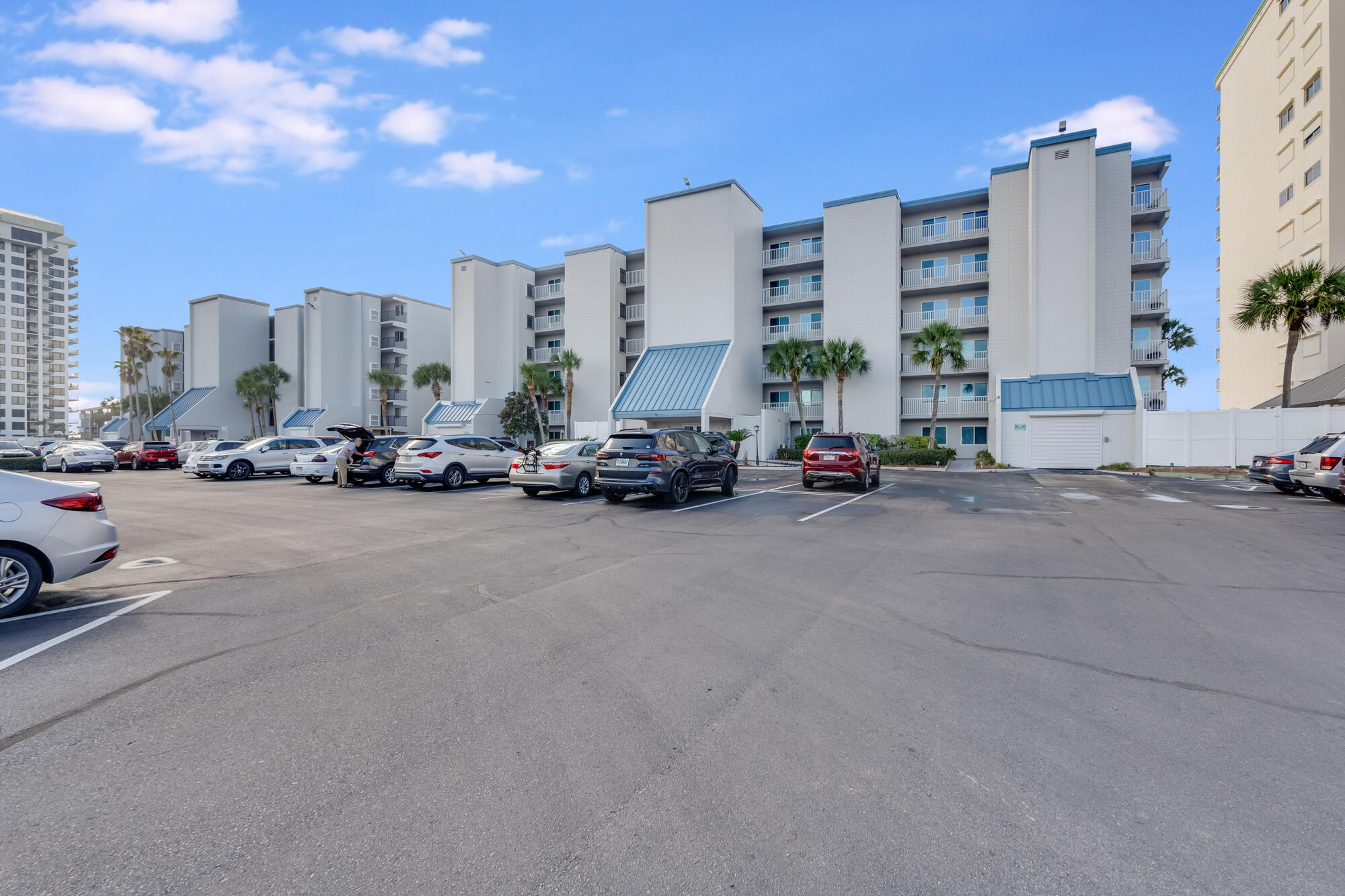 6213 Thomas Drive Panama City Beach FL 32408