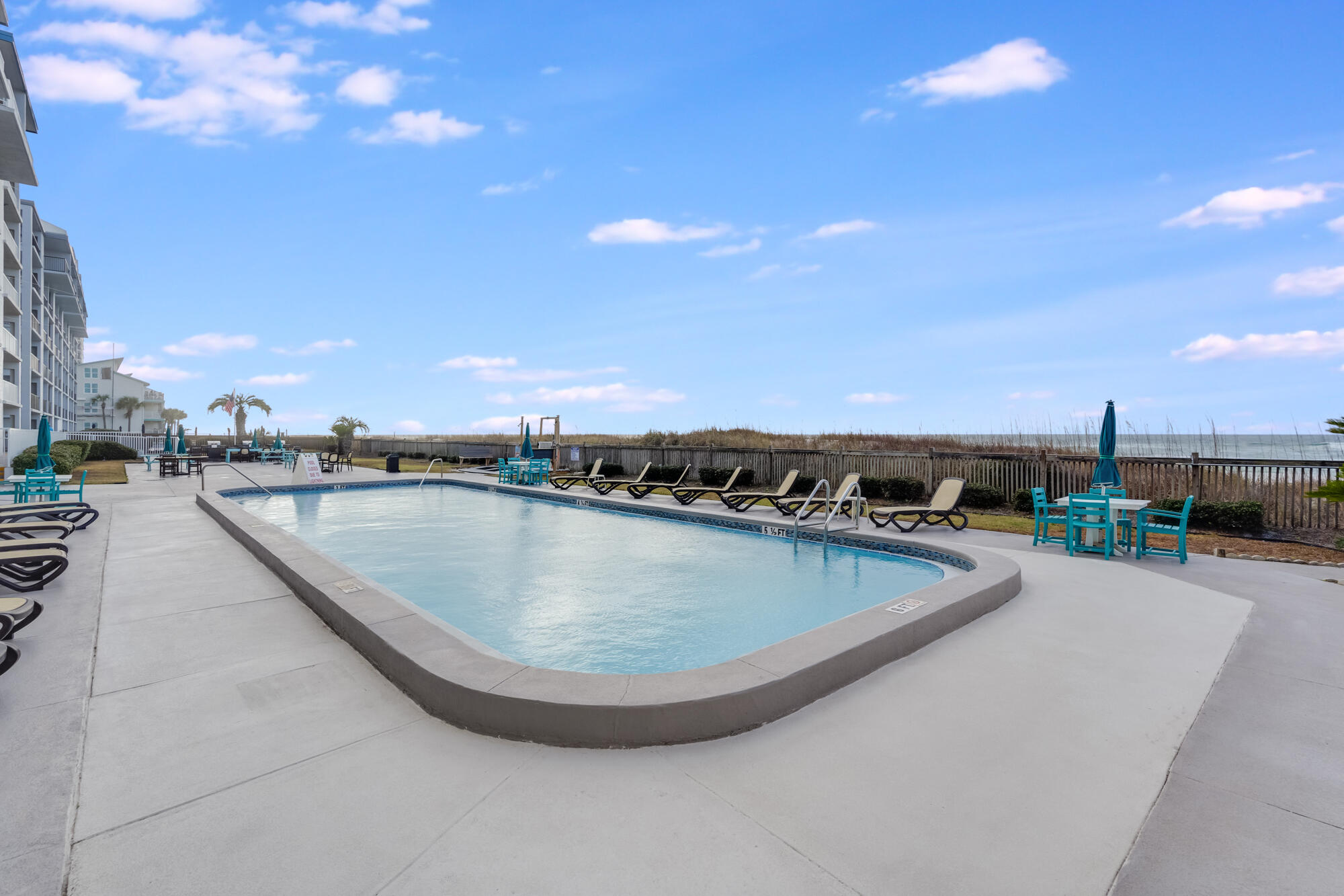 6213 Thomas Drive Panama City Beach FL 32408