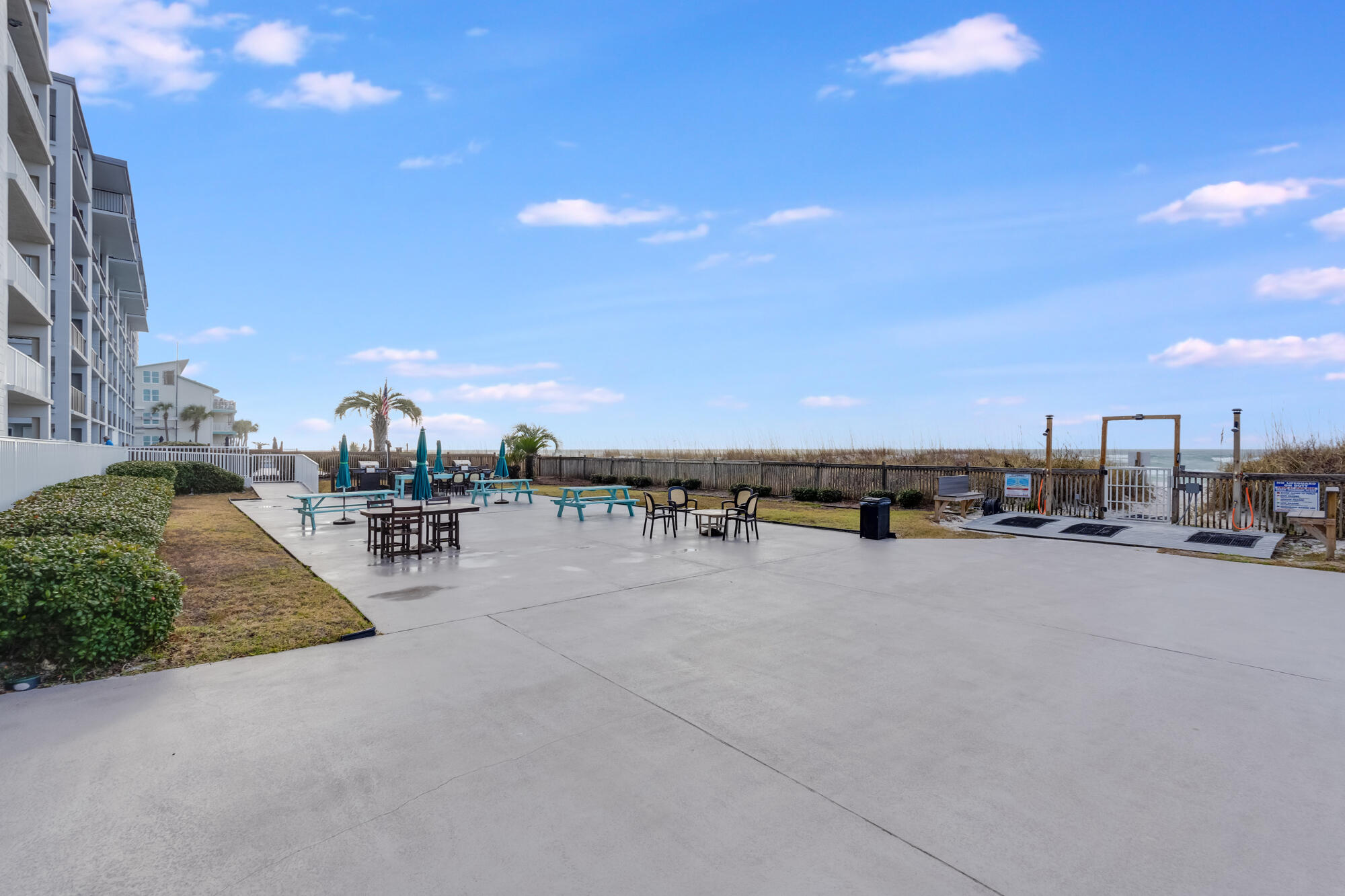 6213 Thomas Drive Panama City Beach FL 32408