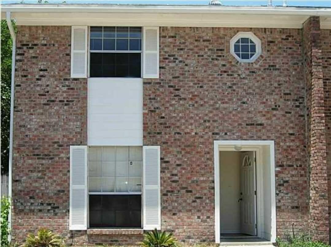 136 Valencia Drive Fort Walton Beach FL 32547