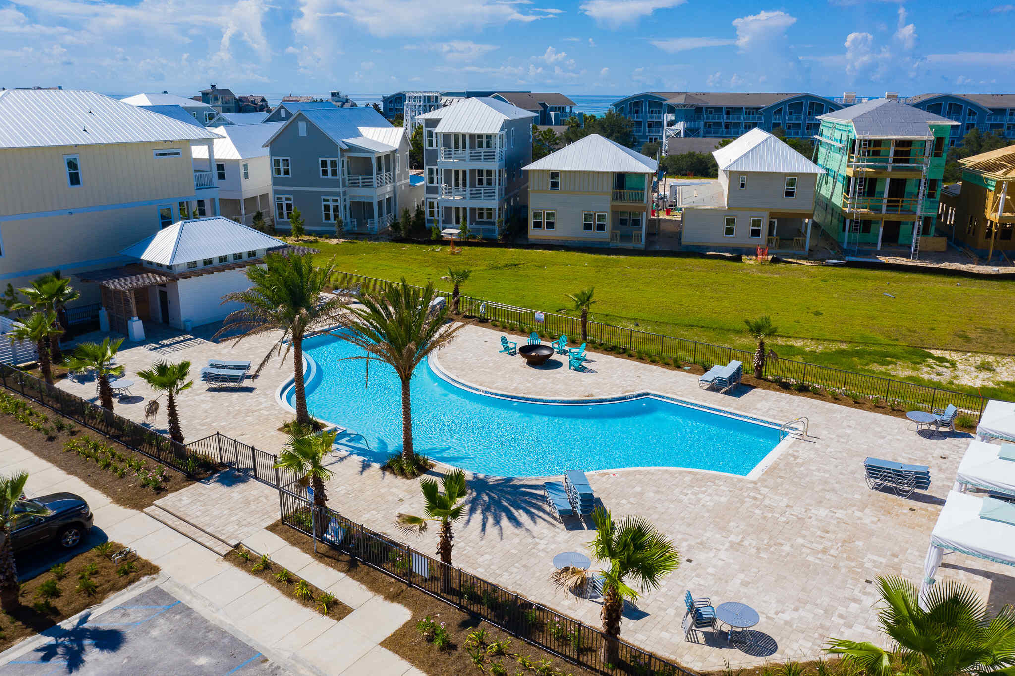 117 W Pine Lands Loop Inlet Beach FL 32461