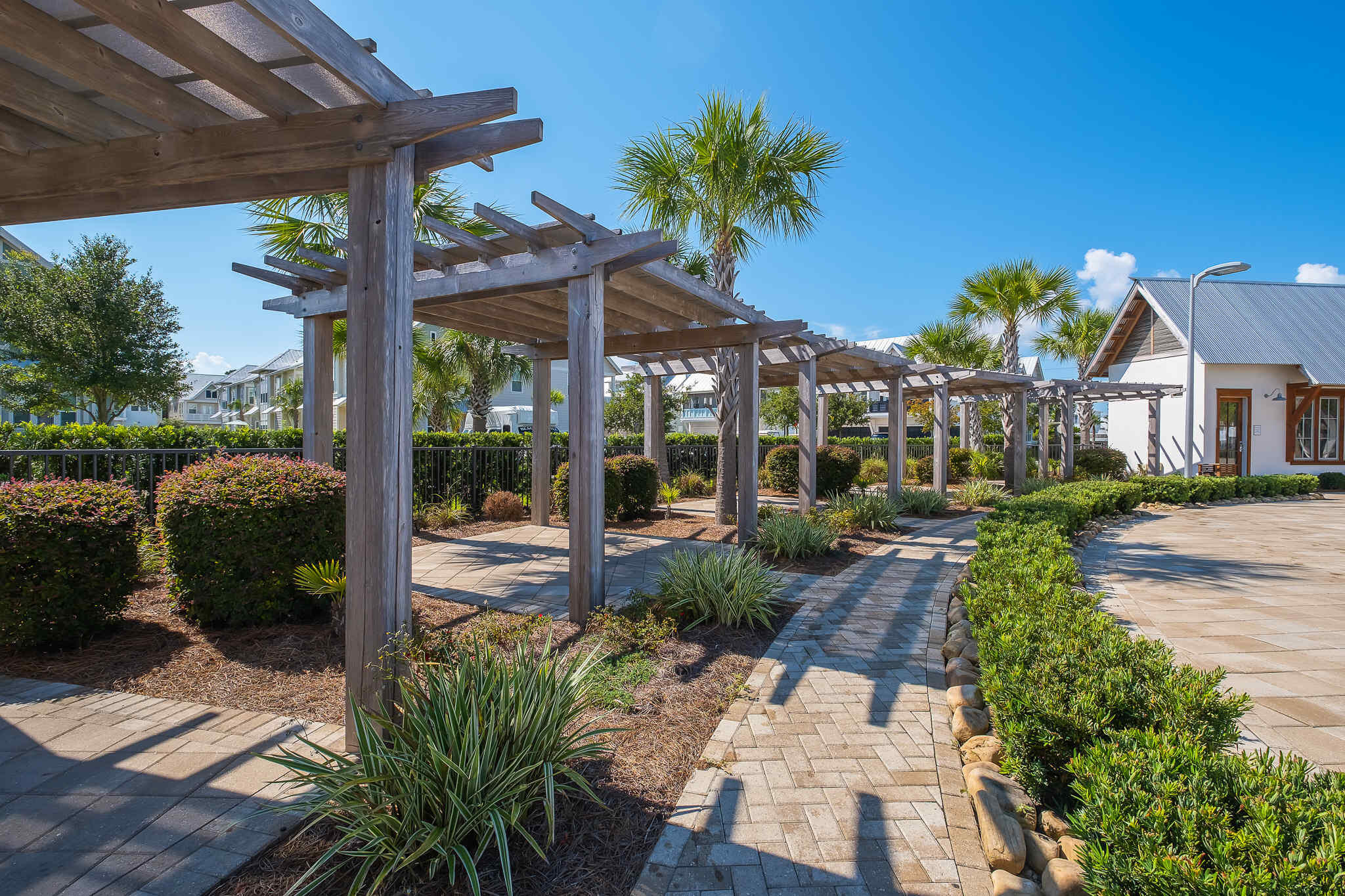 117 W Pine Lands Loop Inlet Beach FL 32461