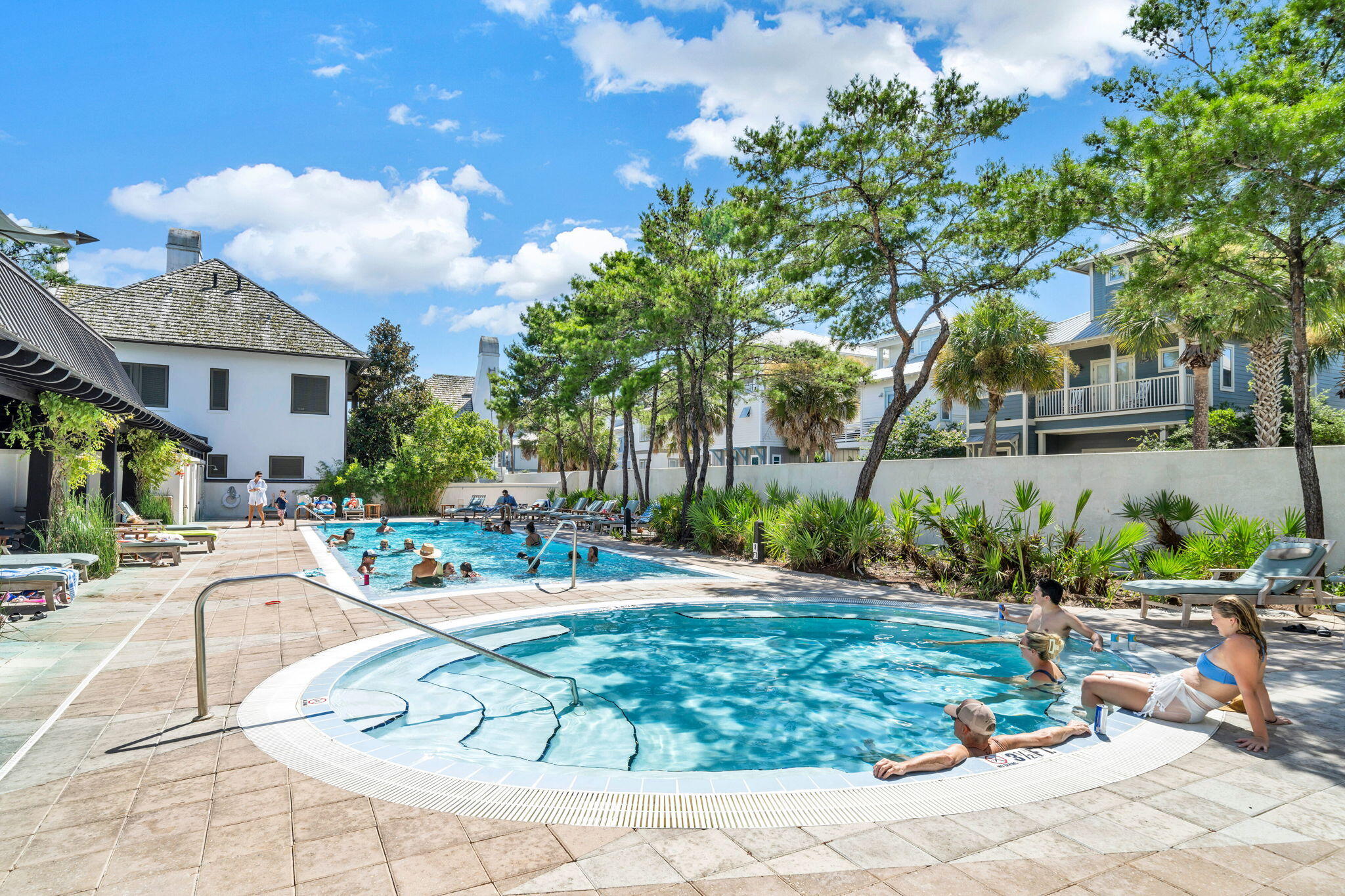 82 S Barrett Square Inlet Beach FL 32461