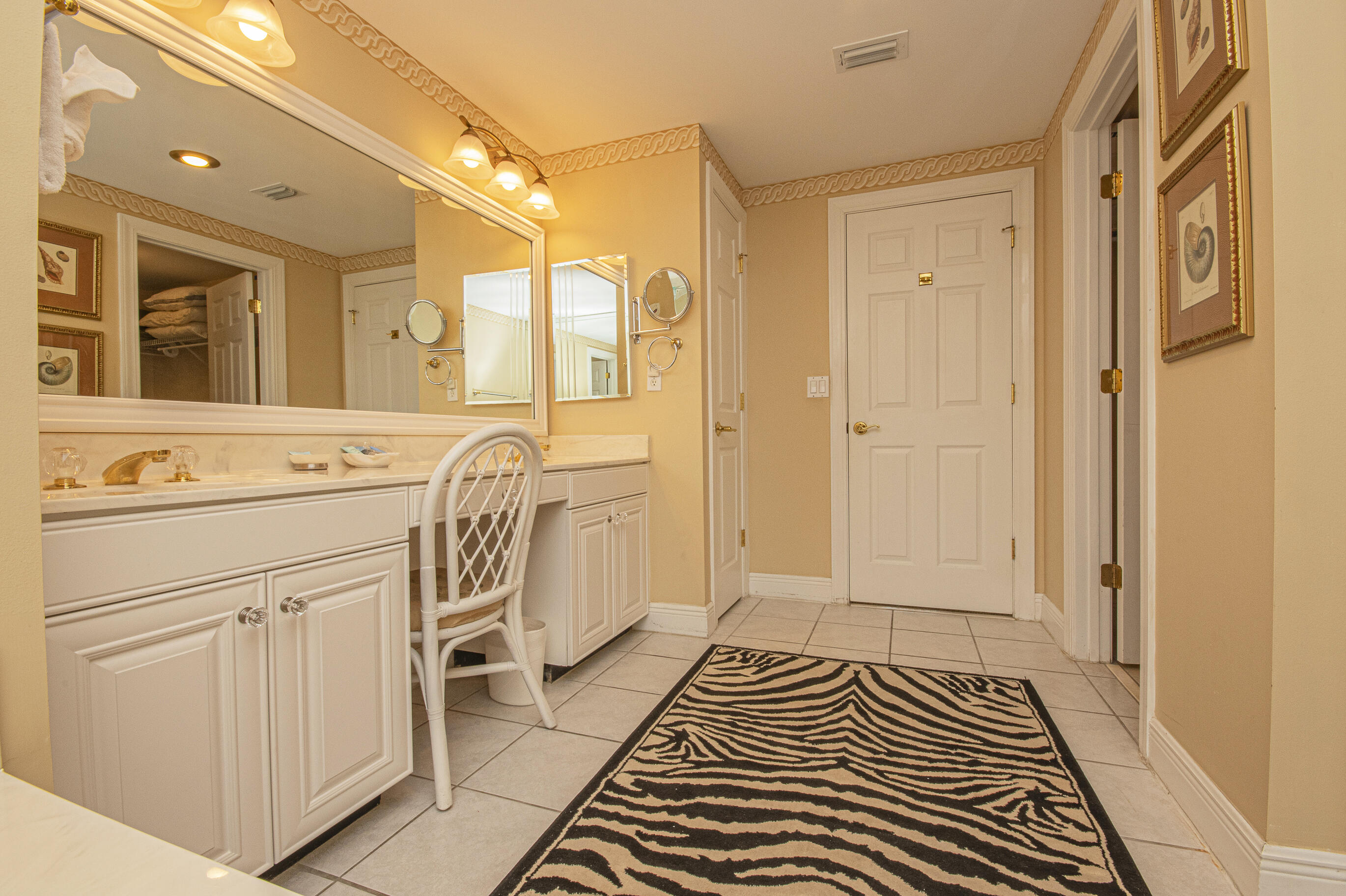 6415 Thomas Drive Panama City Beach FL 32408