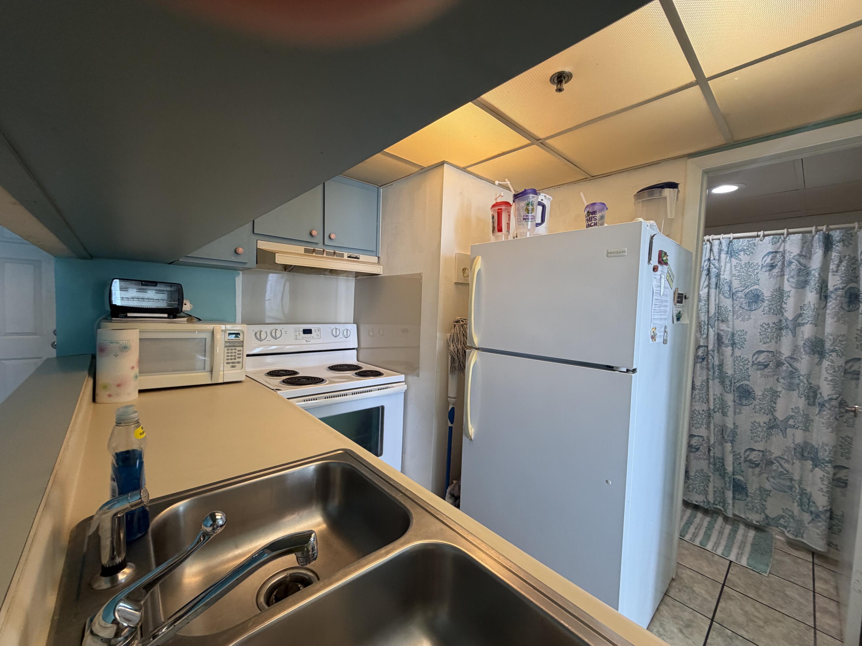 9850 S Thomas Drive Panama City Beach FL 32408