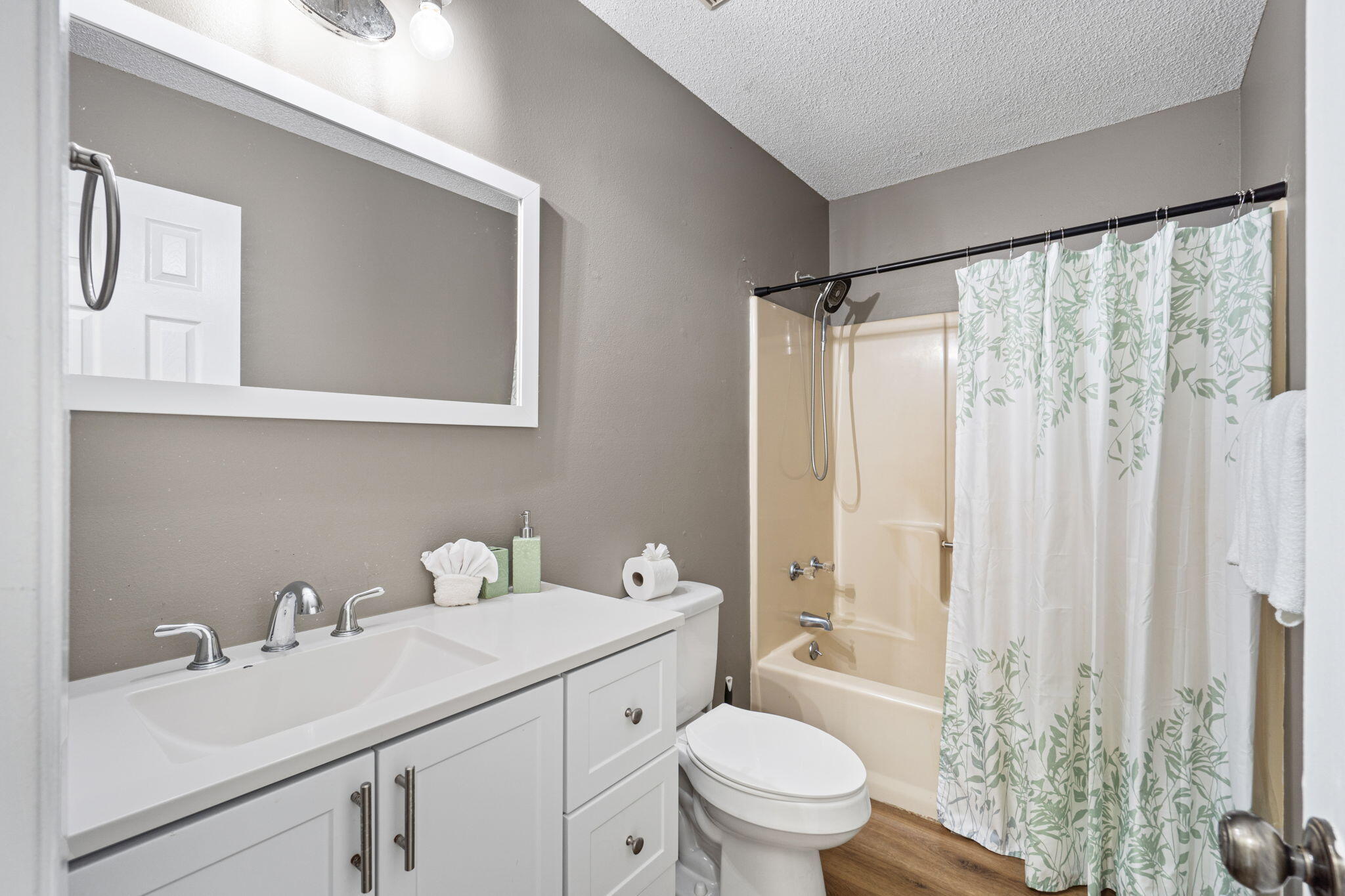 32 7th Avenue Shalimar FL 32579