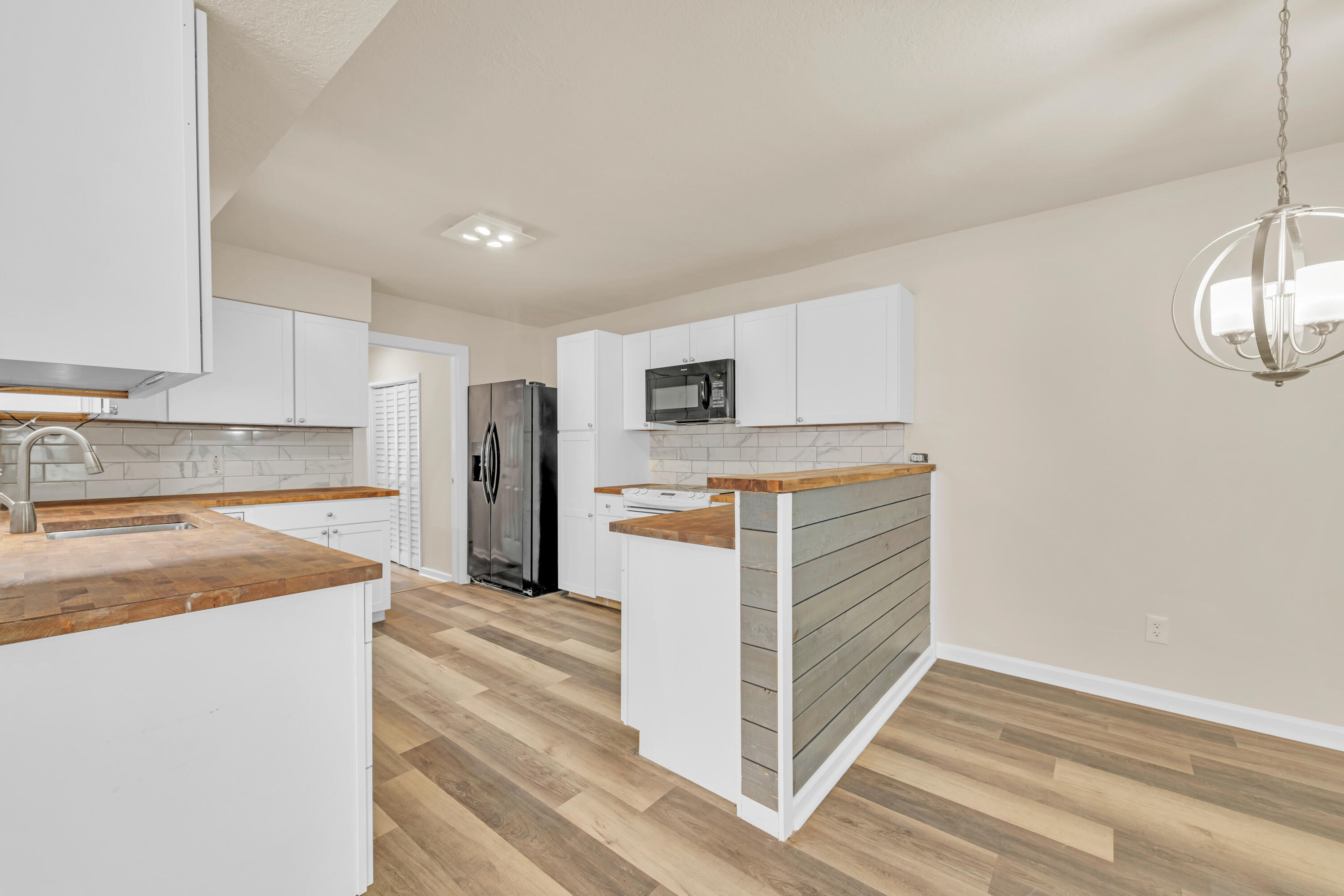 15 12th Avenue Shalimar FL 32579