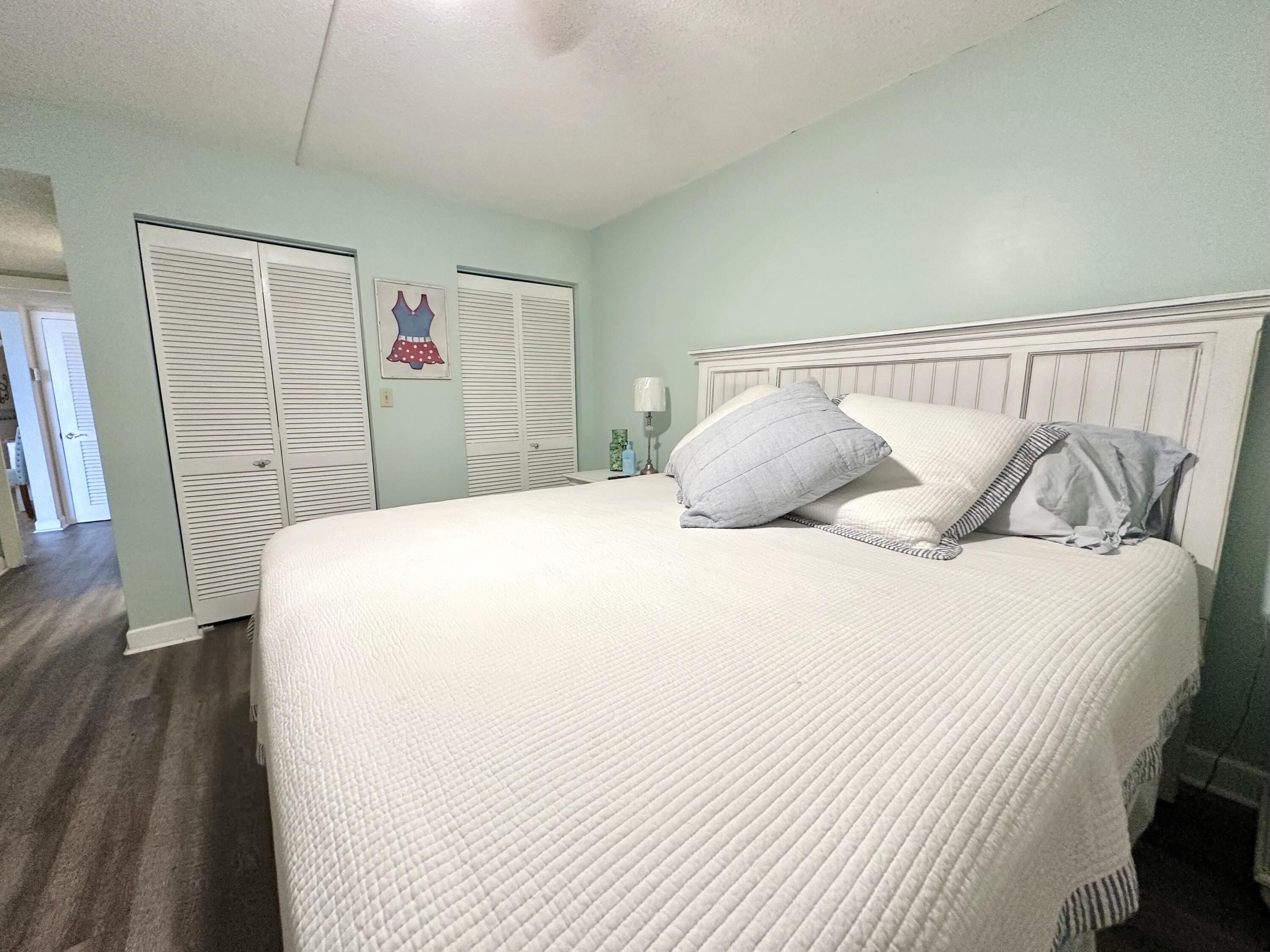 5801 Thomas Drive Panama City Beach FL 32408
