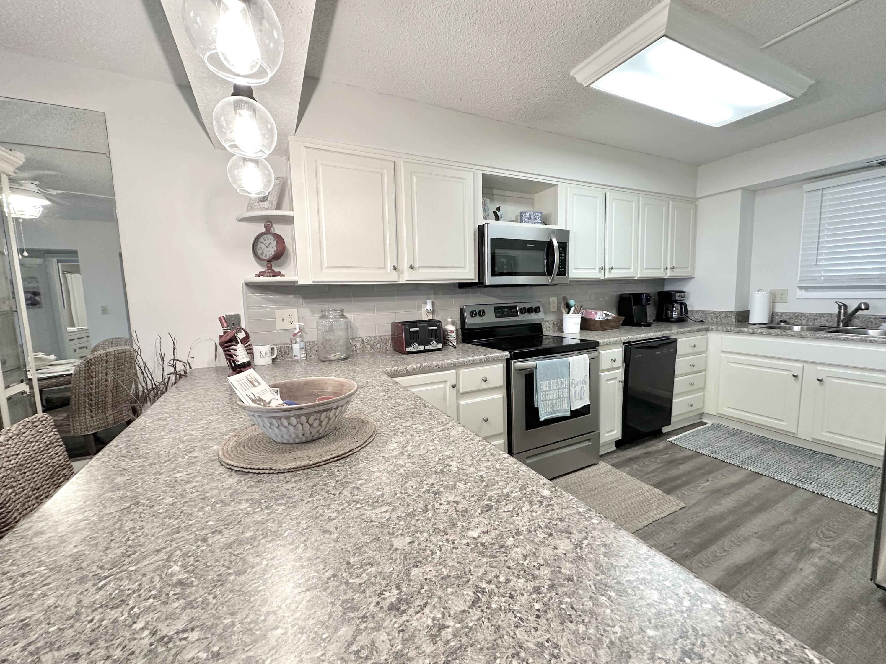 5801 Thomas Drive Panama City Beach FL 32408