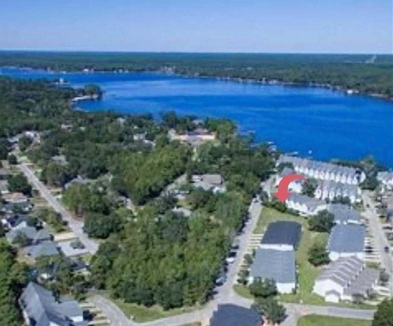 Navarre FL, 7165 Majestic Boulevard