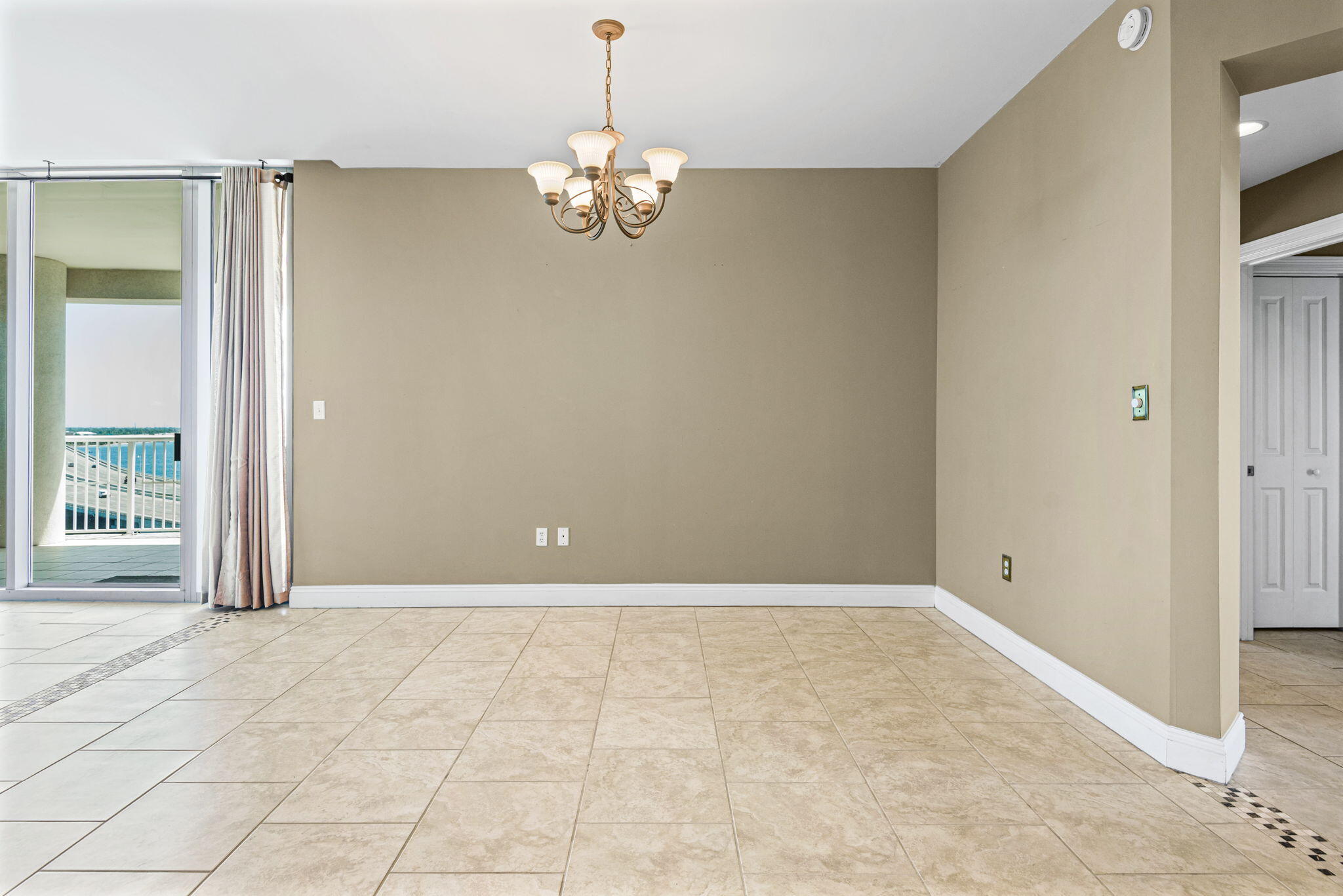 6422 W Highway 98 Panama City Beach FL 32407