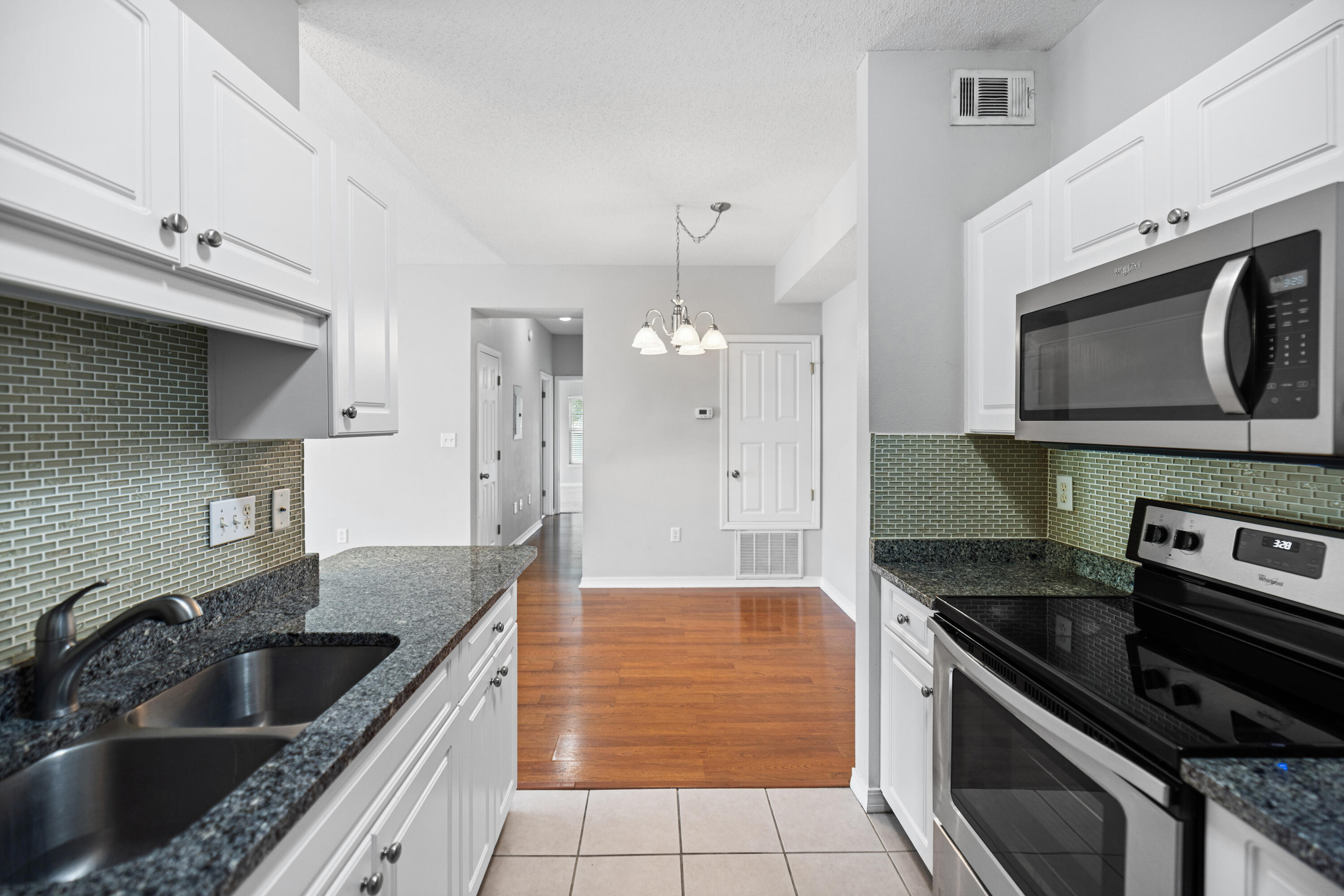 1501 N Partin Drive Niceville FL 32578