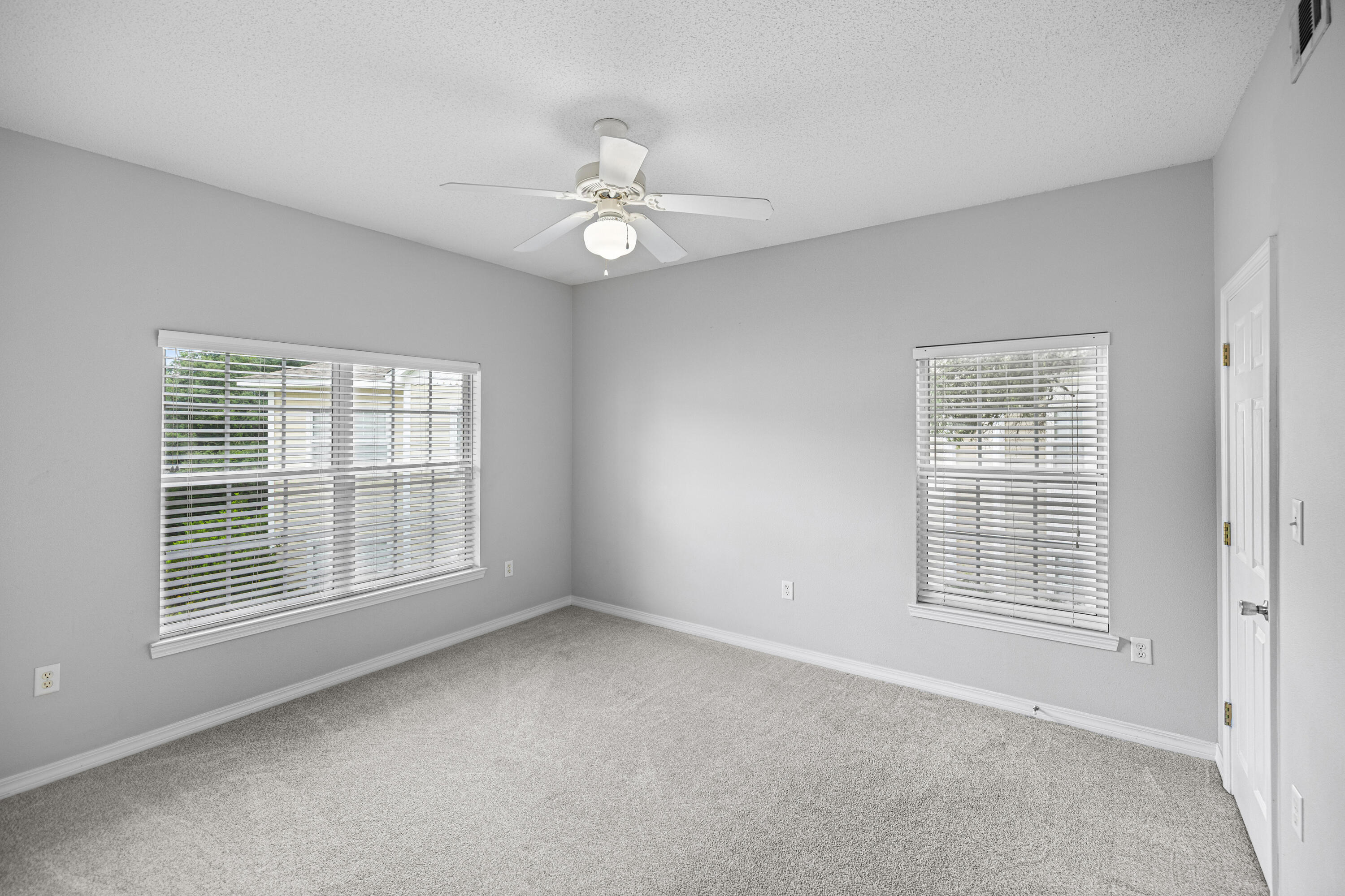 1501 N Partin Drive Niceville FL 32578