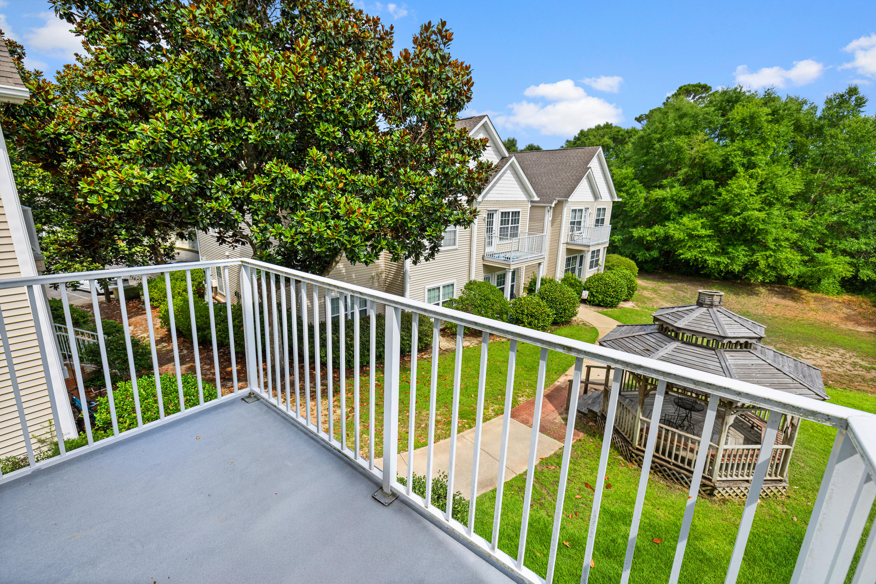 1501 N Partin Drive Niceville FL 32578