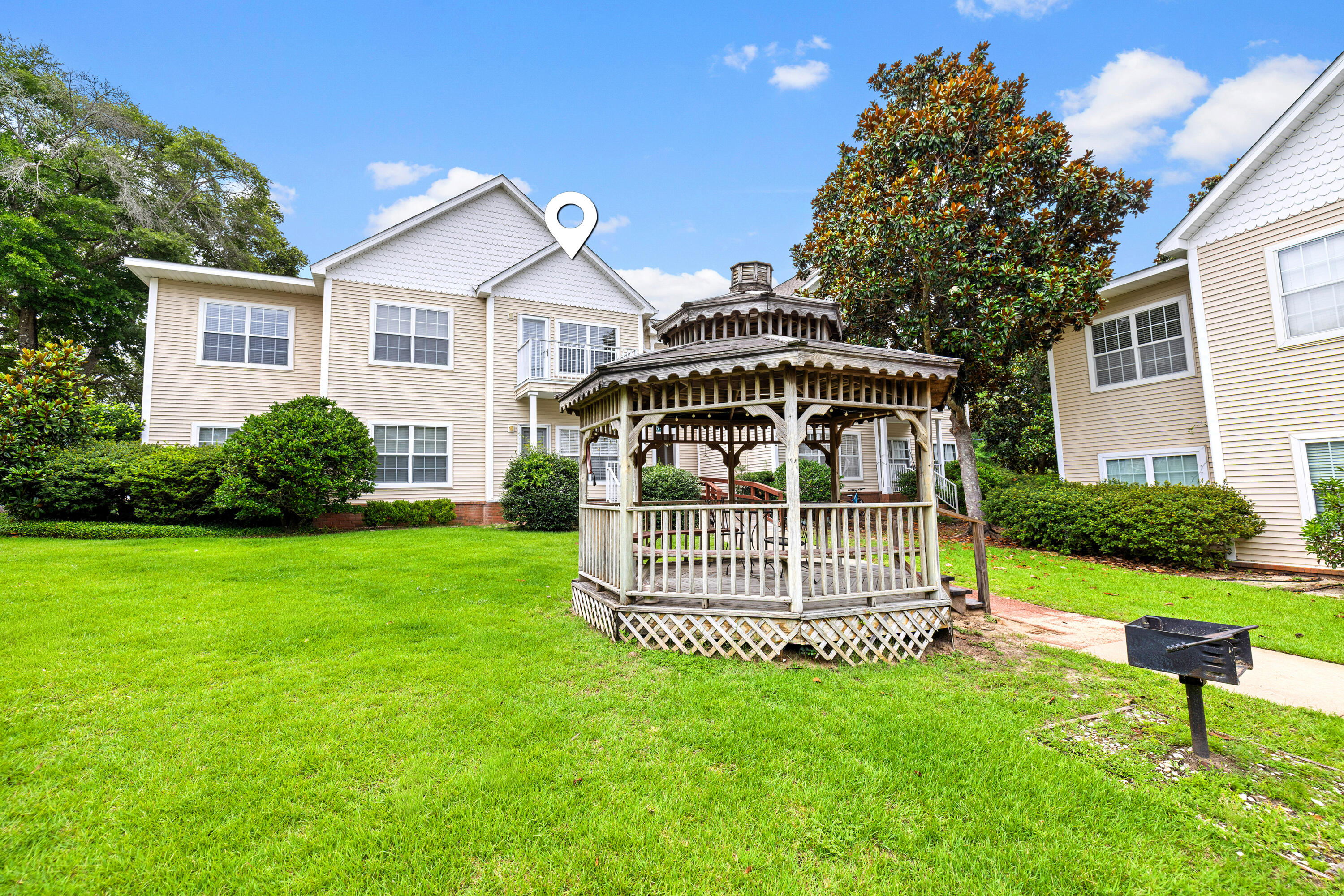 1501 N Partin Drive Niceville FL 32578
