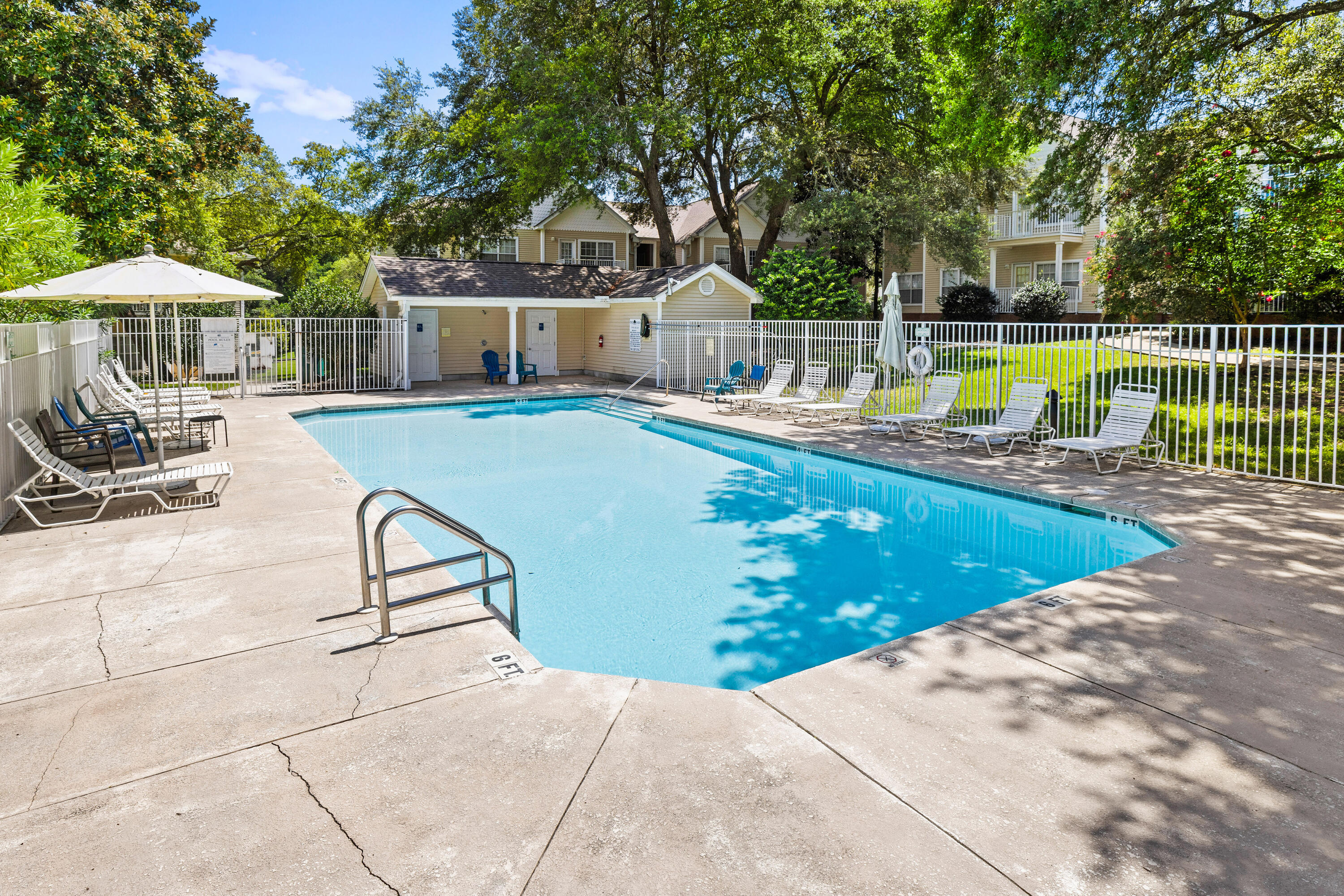 1501 N Partin Drive Niceville FL 32578
