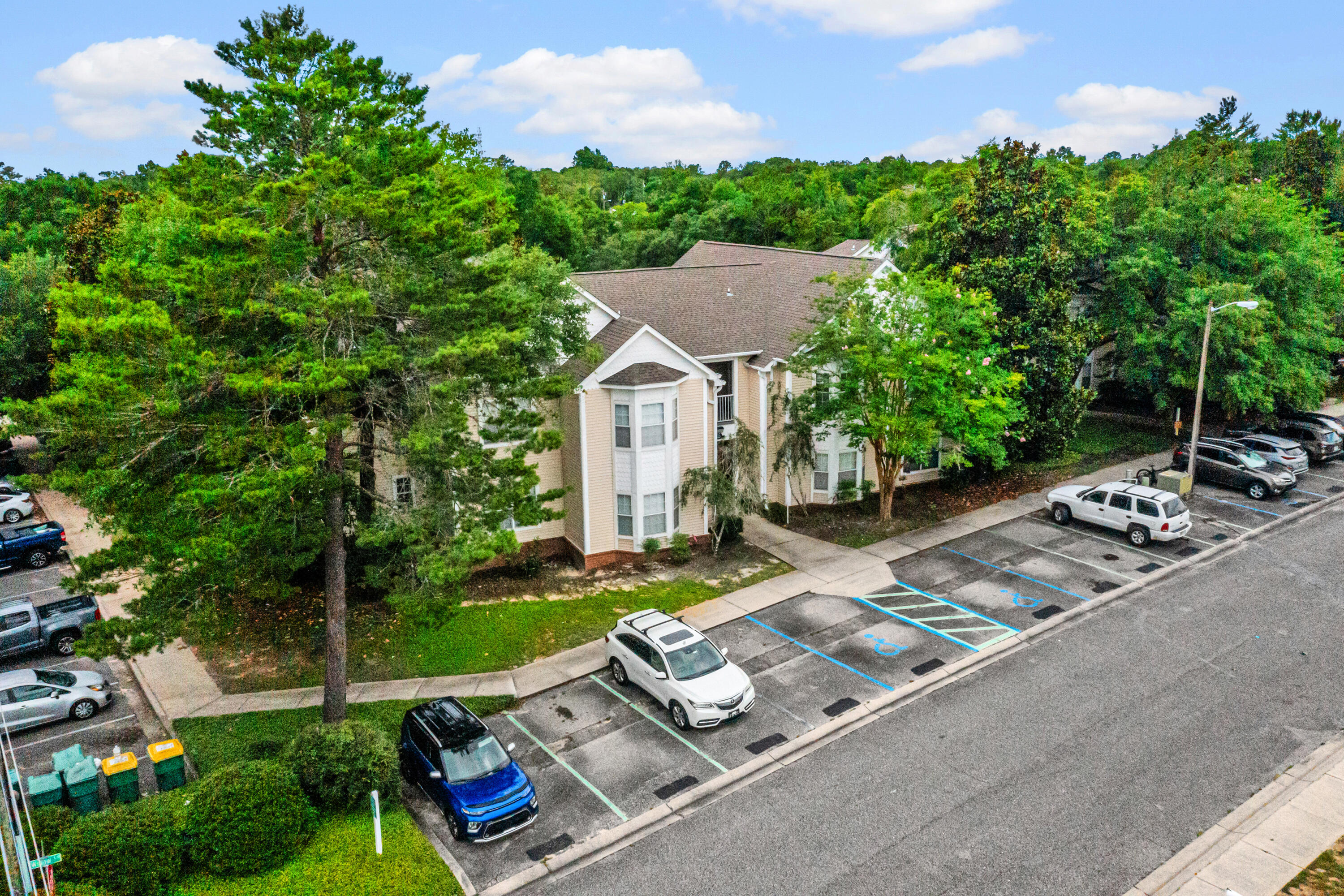 1501 N Partin Drive Niceville FL 32578