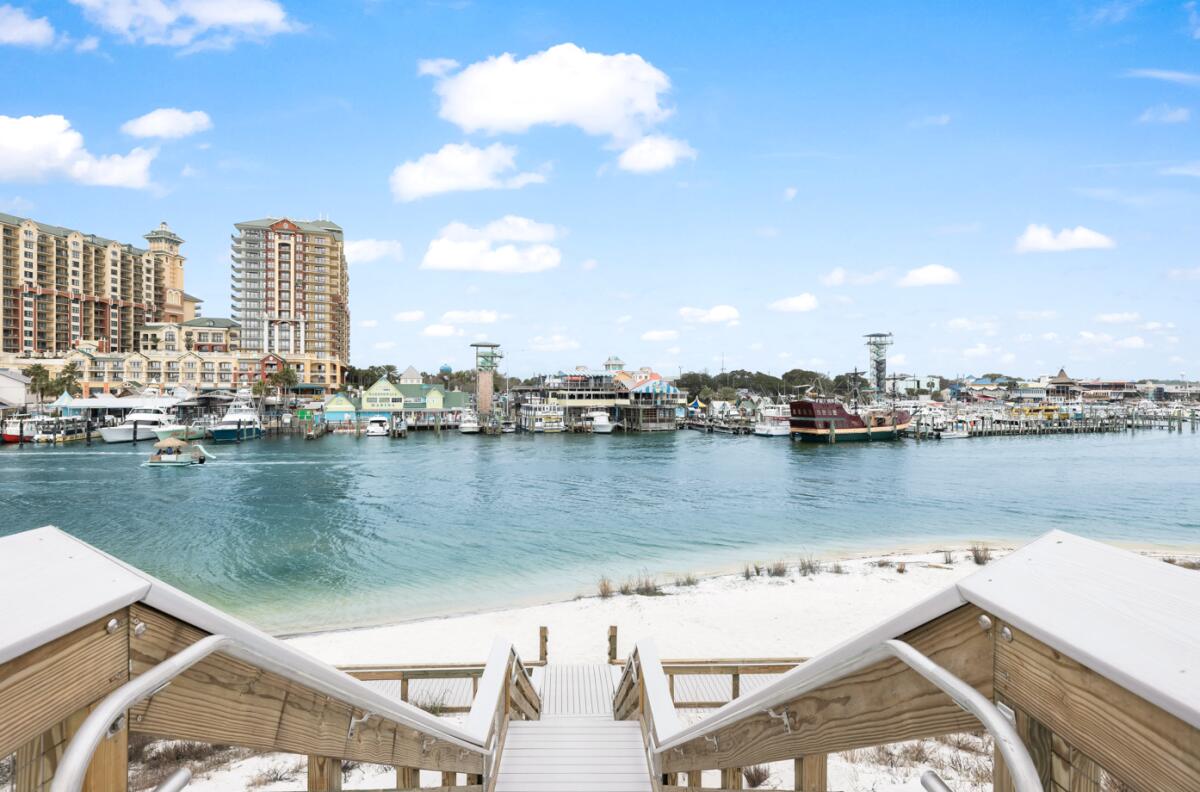 705 Gulf Shore Drive Destin FL 32541