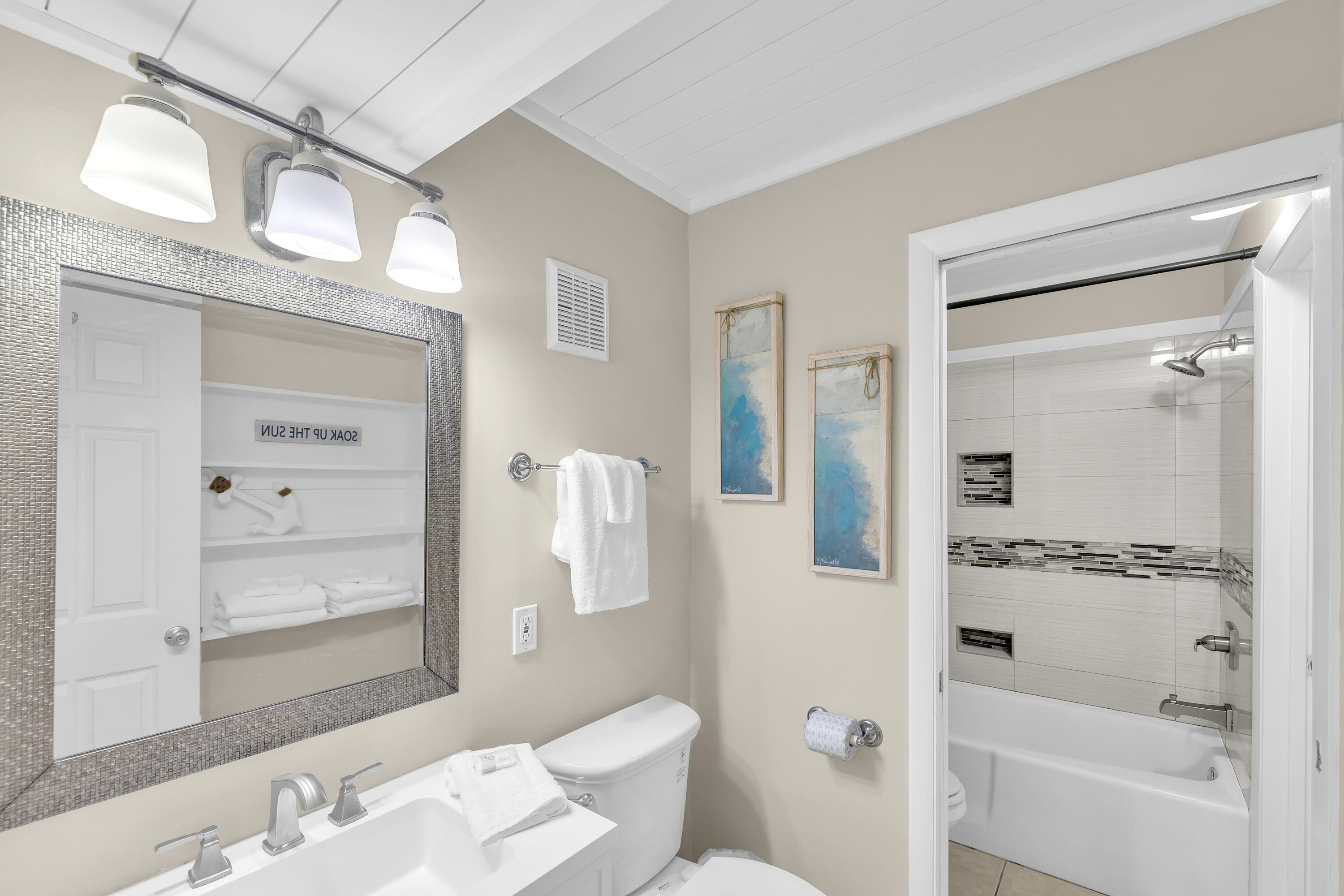 8743 Thomas Drive Panama City Beach FL 32408