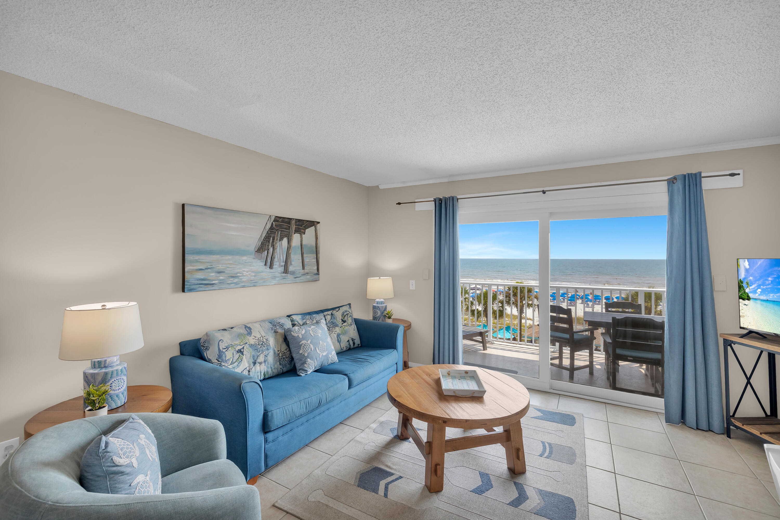 8743 Thomas Drive Panama City Beach FL 32408