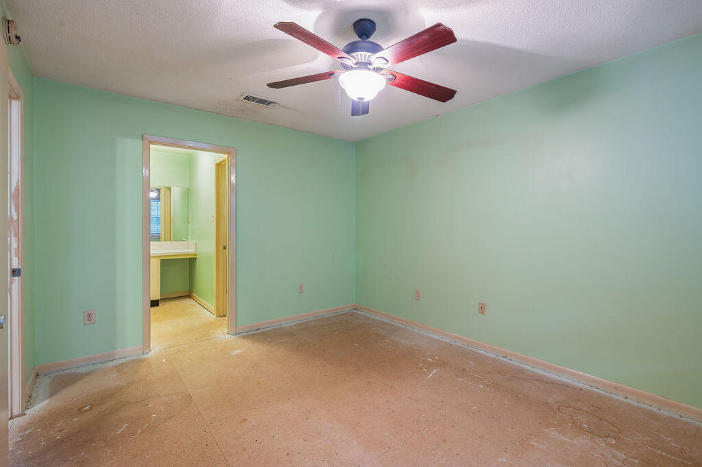 112 Country Club Drive Niceville FL 32578