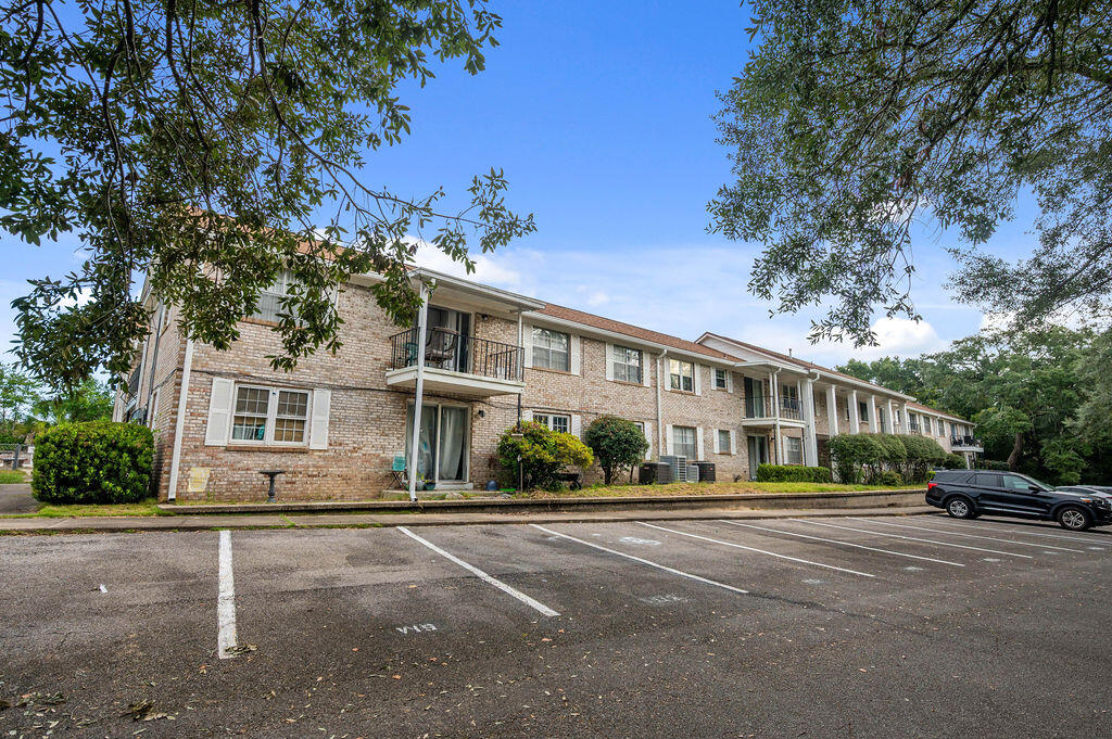 112 Country Club Drive Niceville FL 32578