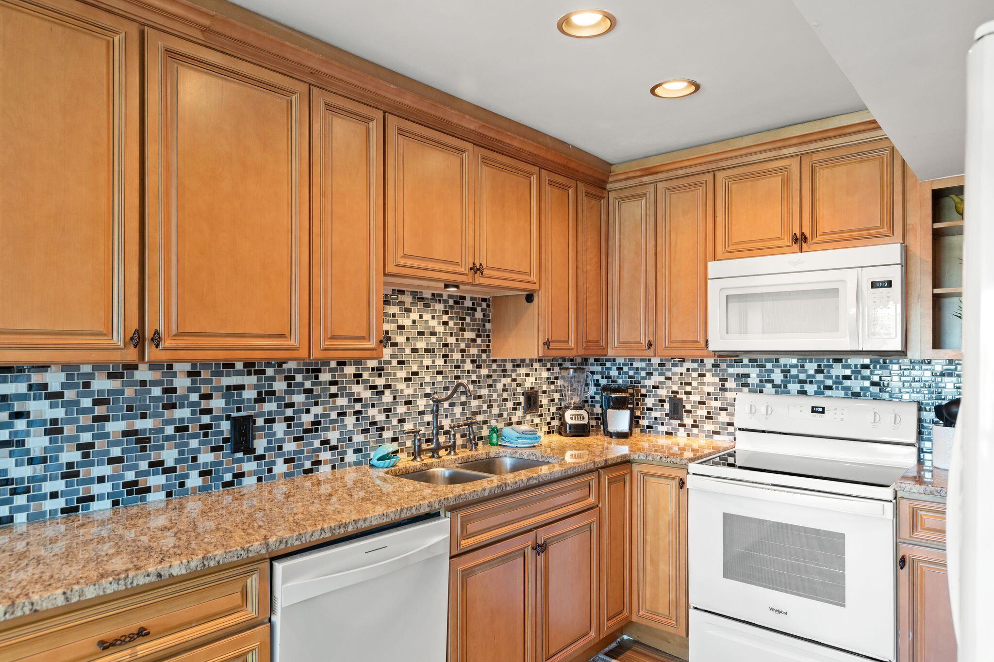 5717 Thomas Drive Panama City Beach FL 32408