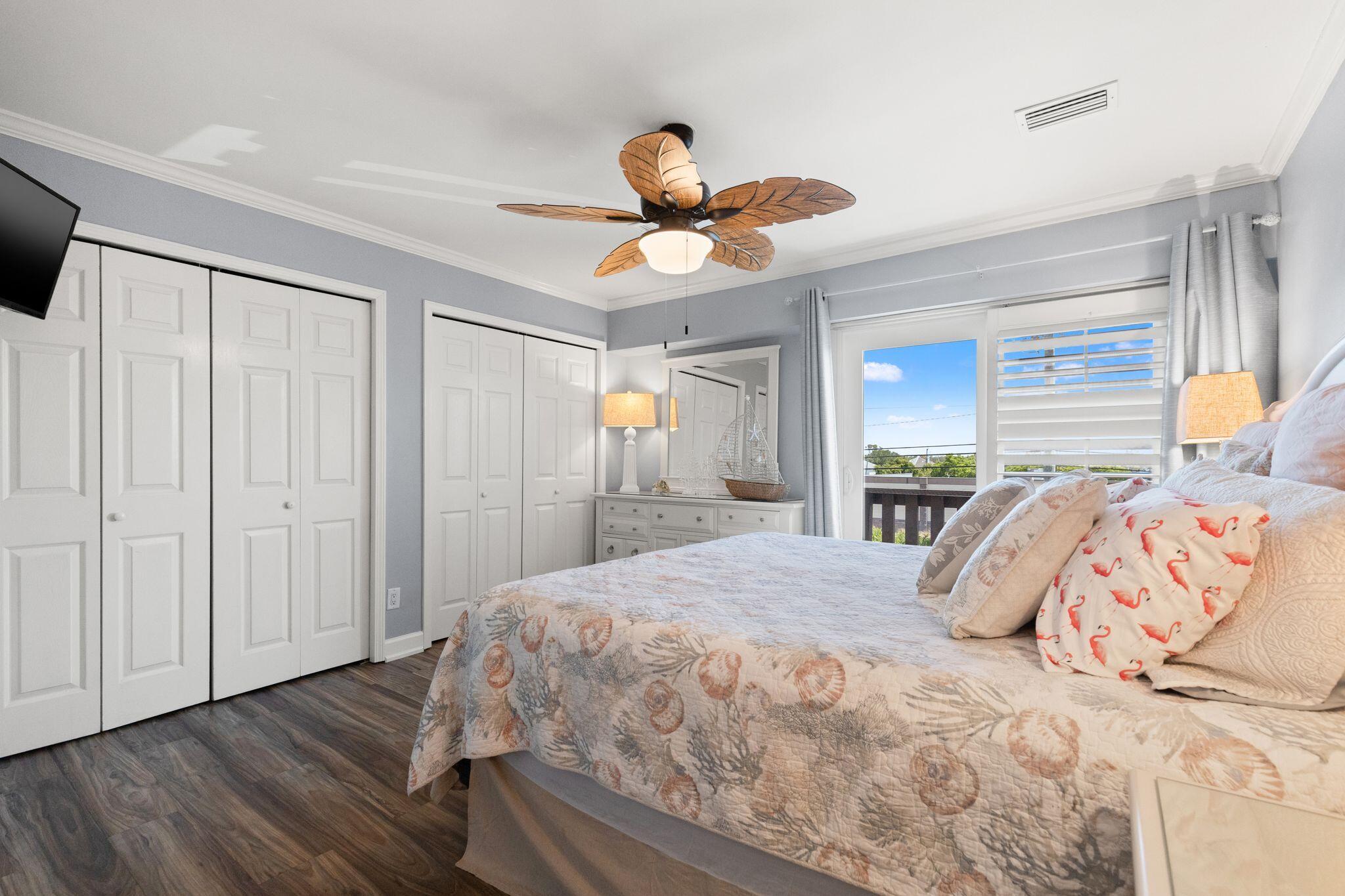 5717 Thomas Drive Panama City Beach FL 32408