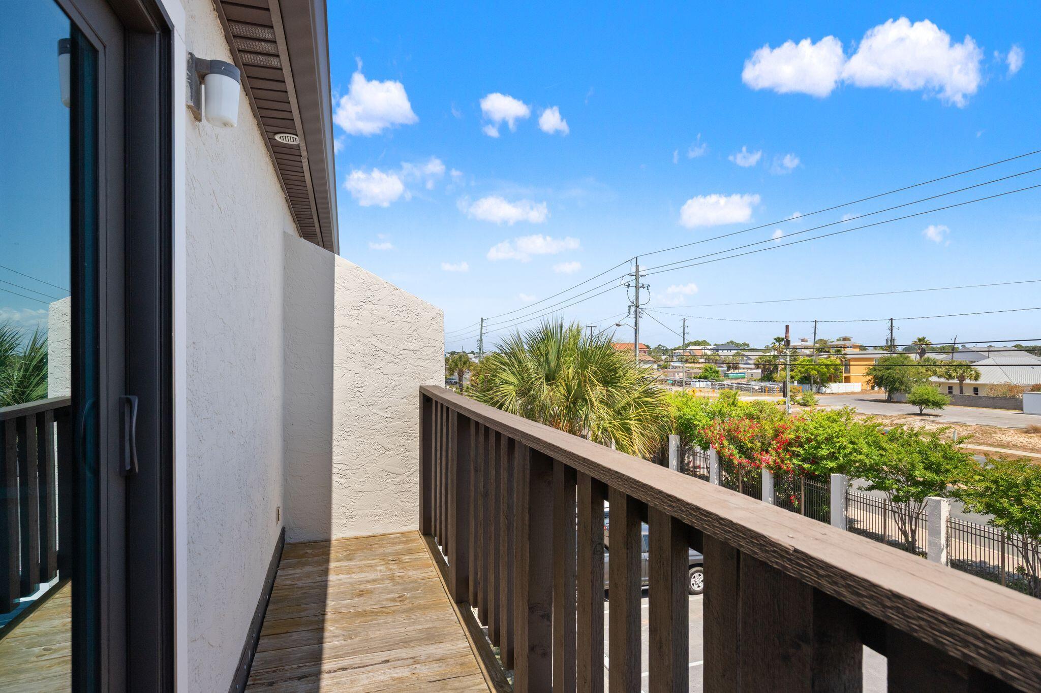 5717 Thomas Drive Panama City Beach FL 32408