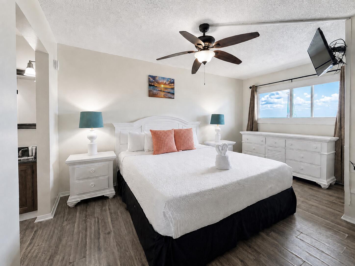 8743 Thomas Drive Panama City Beach FL 32408