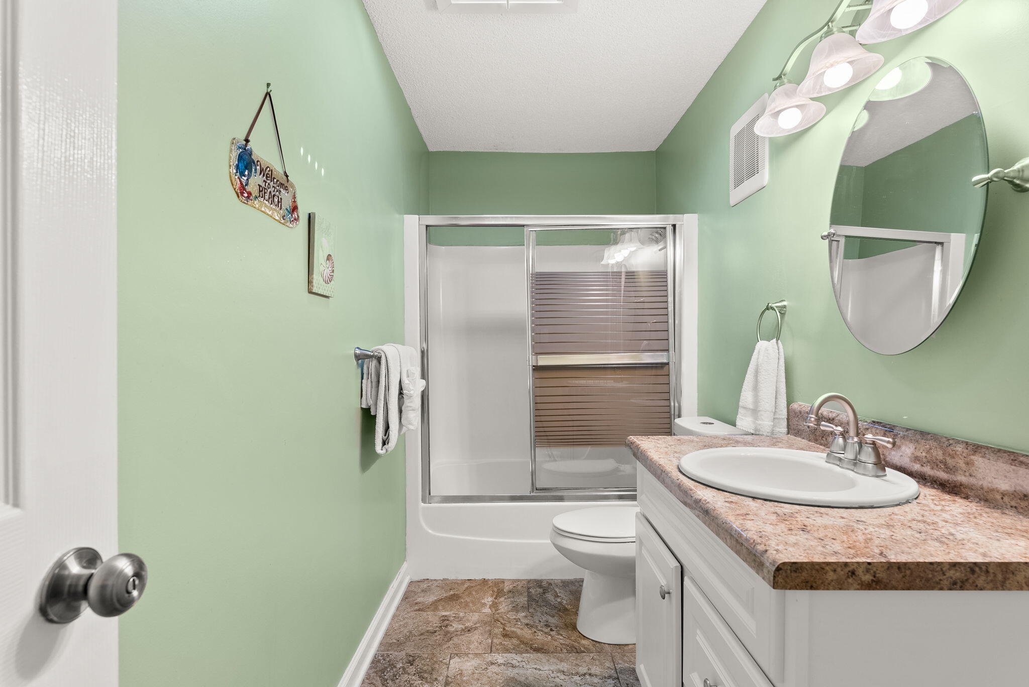 8727 Thomas Drive Panama City Beach FL 32408