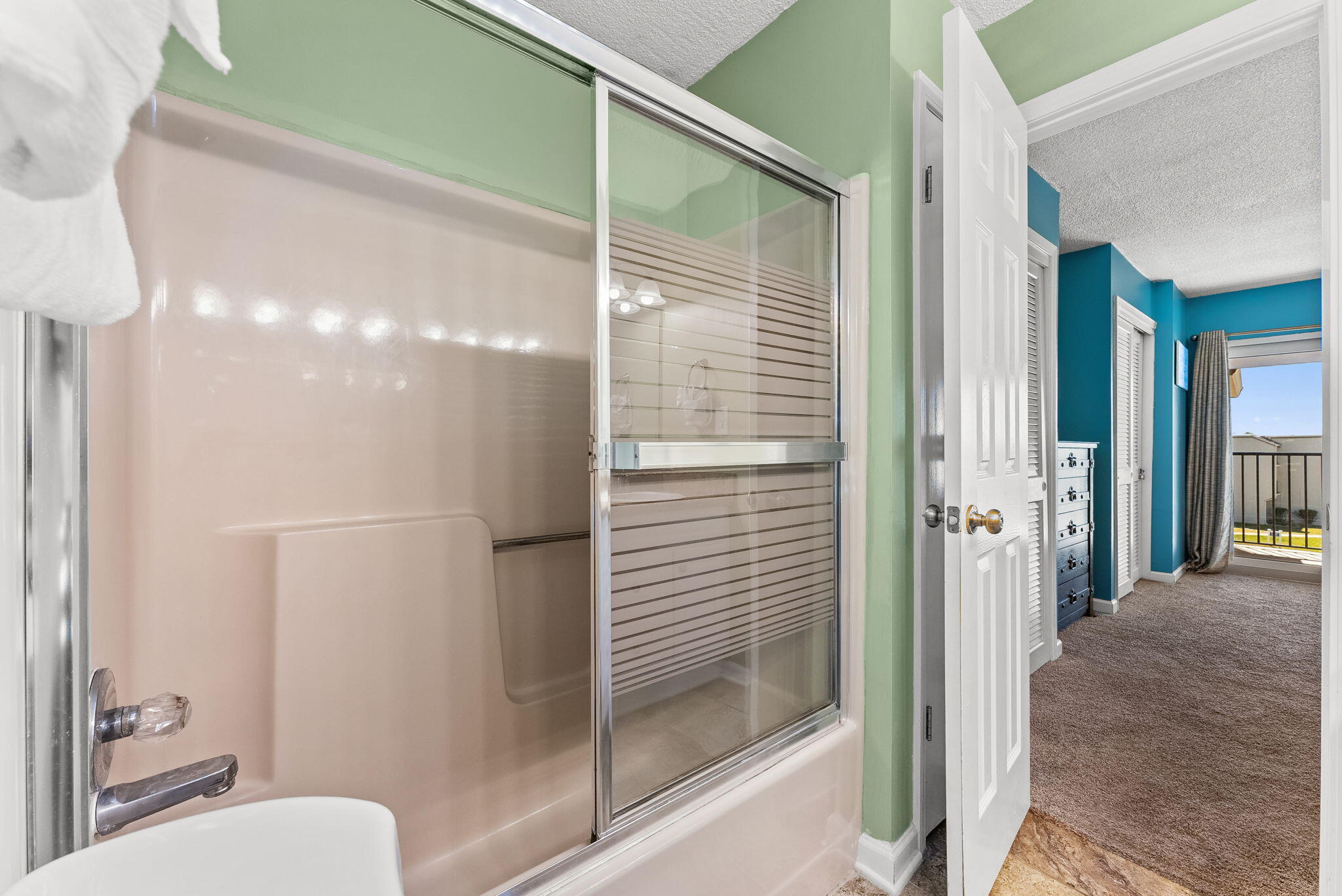 8727 Thomas Drive Panama City Beach FL 32408